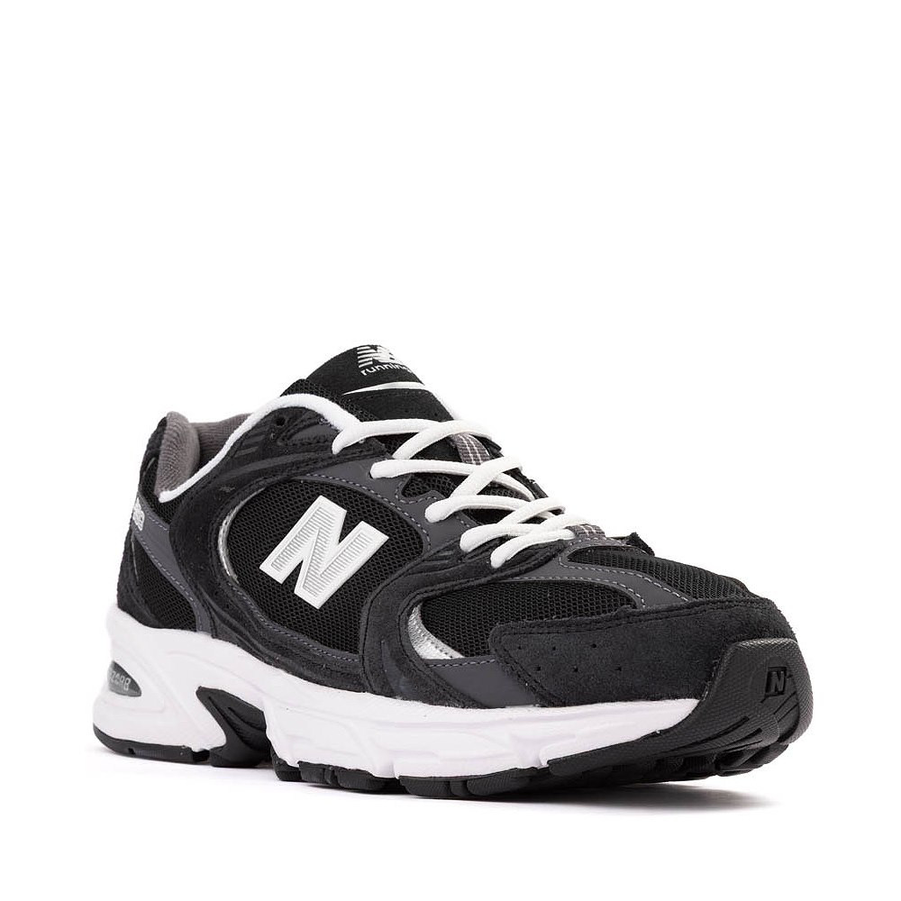 New Balance 530 Athletic Shoe - Black / Magnet / Silver Metallic | Journeys