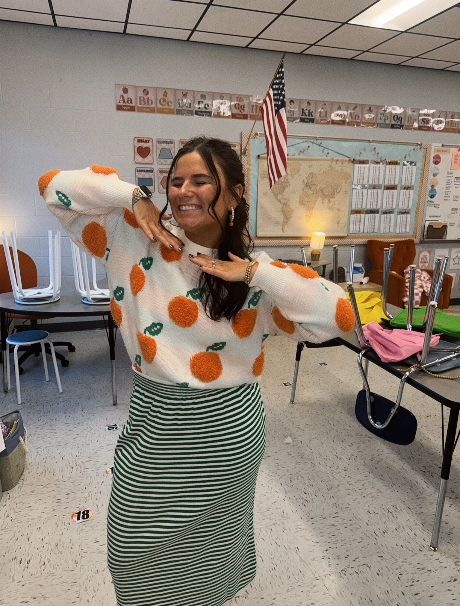 ORANGE YOU GLAD I WORE THE SKIRT 🍊✨💚🫶🏼 

#LTKWorkwear #LTKStyleTip #LTKFindsUnder50