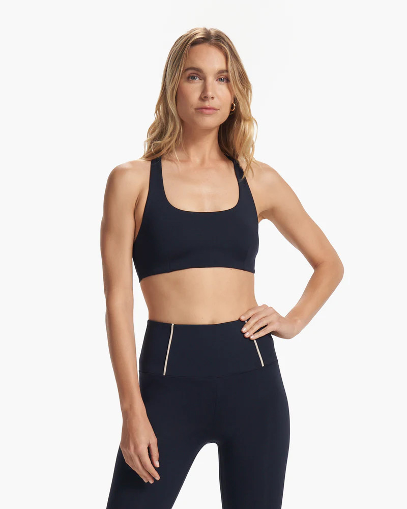 Evolve Lunar Bra | Vuori Clothing (US & Canada)