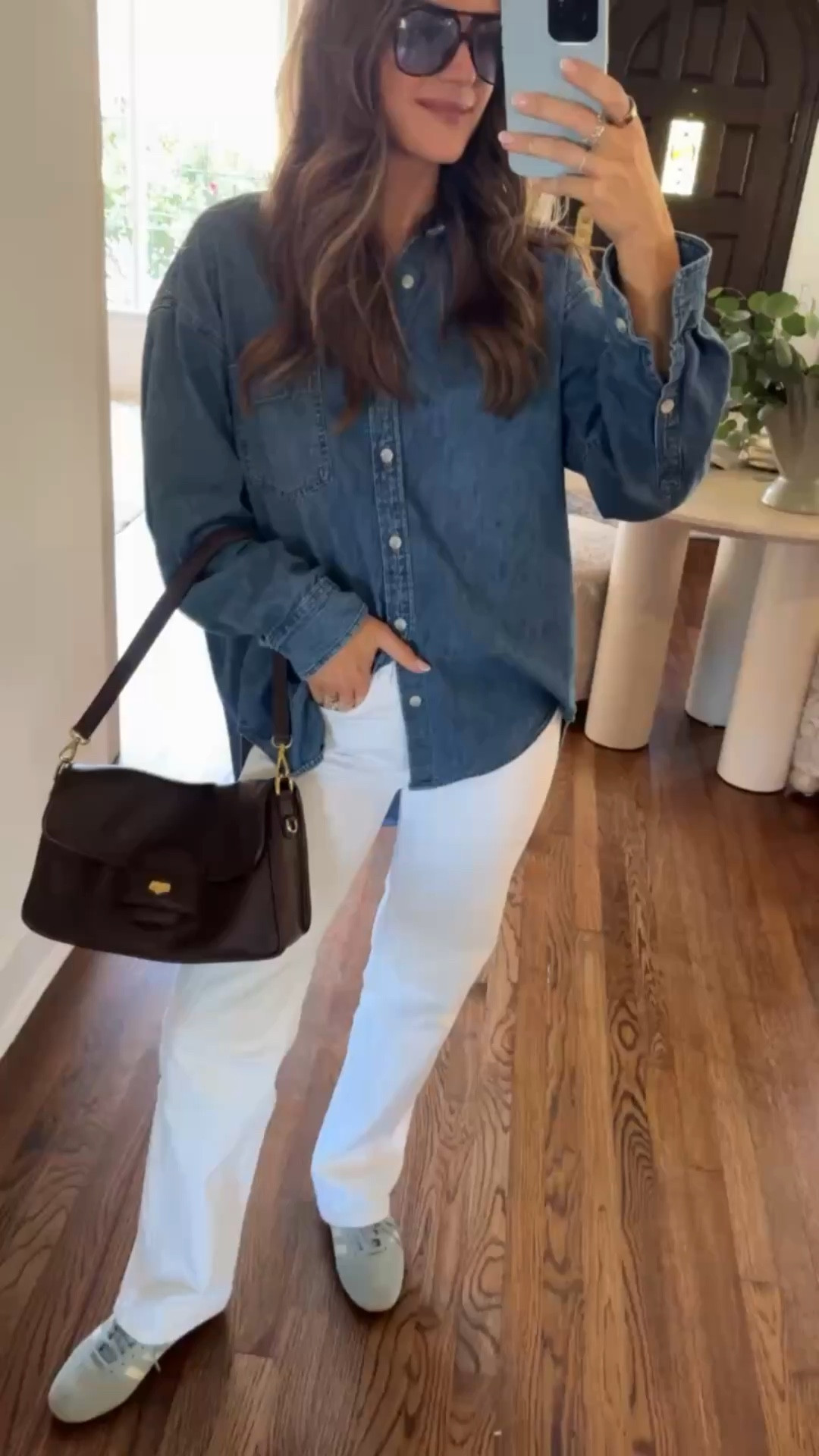 OOTD - small top & 25 jeans
Code: LAURENROSCOPF to save on Vivrelle✨

#LTKmomlife #LTKgrwm #LTKootd