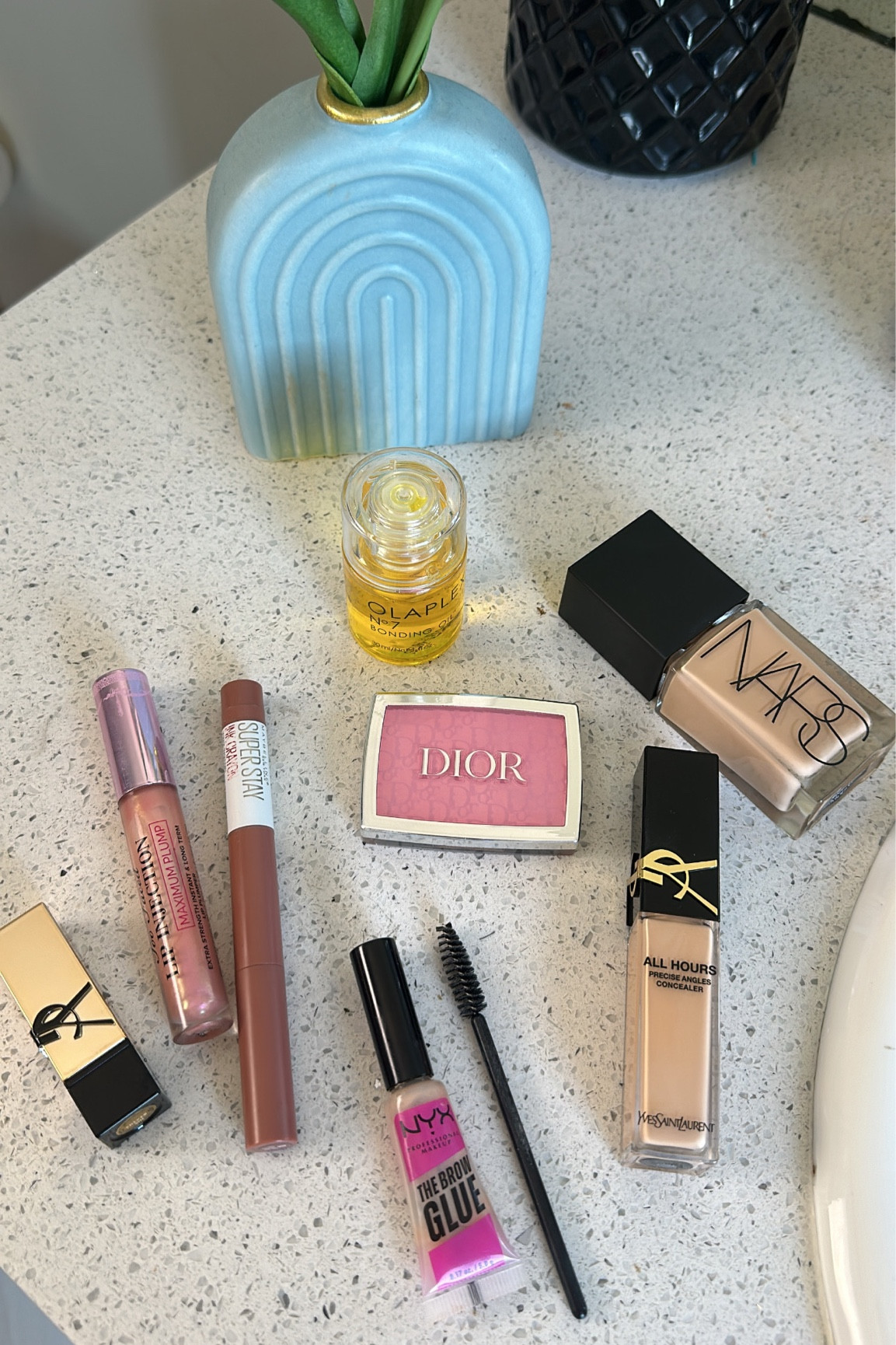 New day combo para aquela make up light and glowy!! 

#LTKU #LTKstyletip #LTKfindsunder50