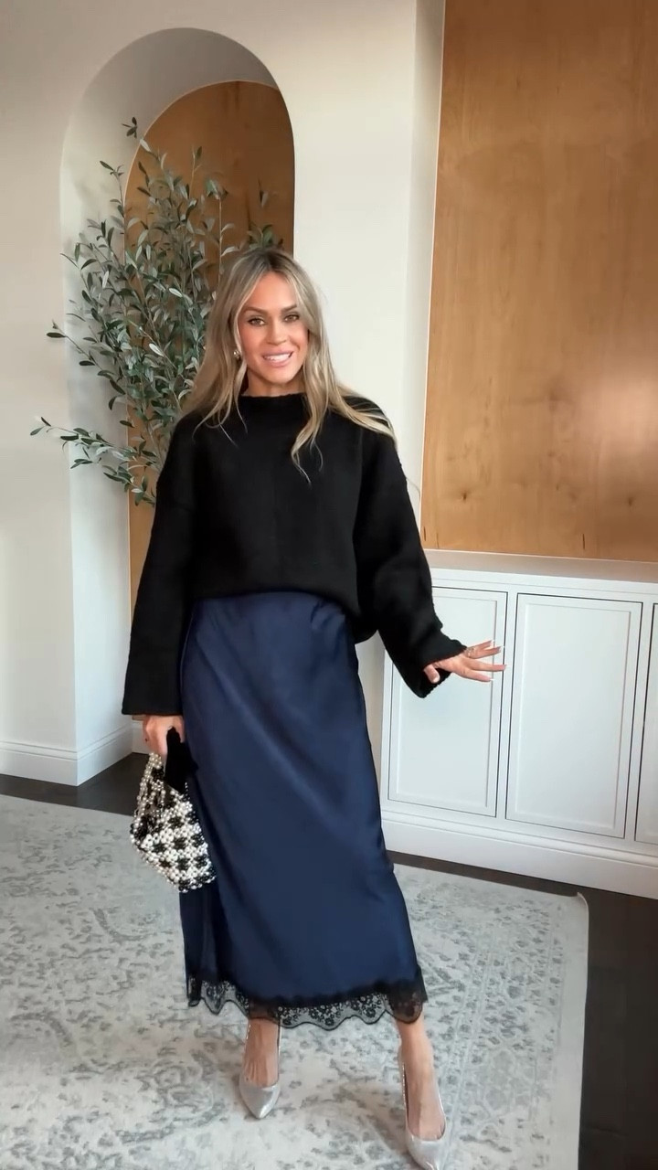 

New arrivals from target - cute casual fall outfits, thanksgiving outfit ideas, and even some holiday outfits - both dressy and casual!

#targetfashion #holidayoutfitideas #thanksgivingoutfit

#LTKHoliday #LTKStyleTip #LTKFindsUnder50