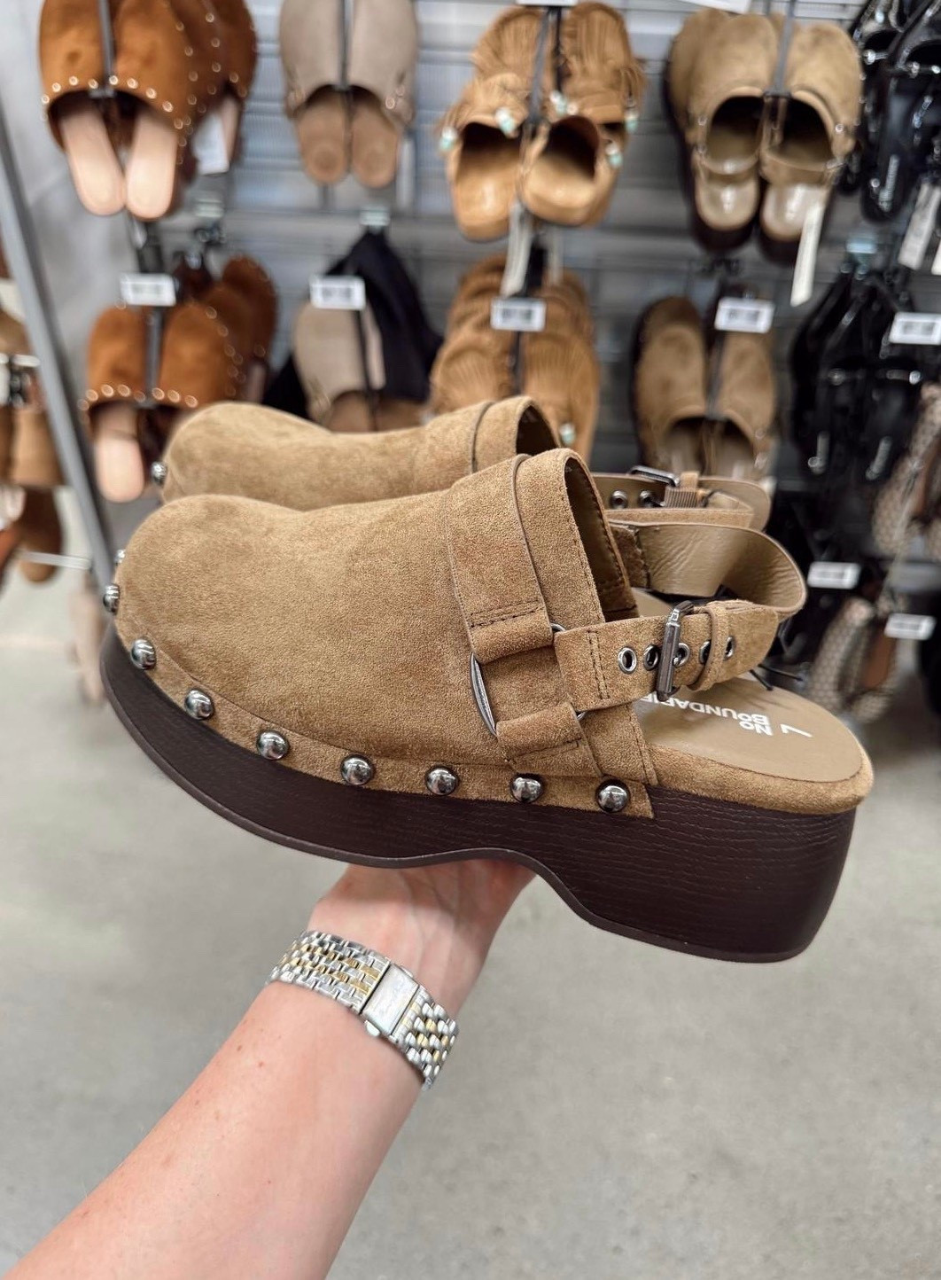 ✨SCROLL TO SHOP✨

Free People Inspired Shoes!!!!! ✨🤎👀 
$30 vs $258 

Fully in stock for NOW! 

#LTKmomlife #LTKWorkwear #LTKgrwm
