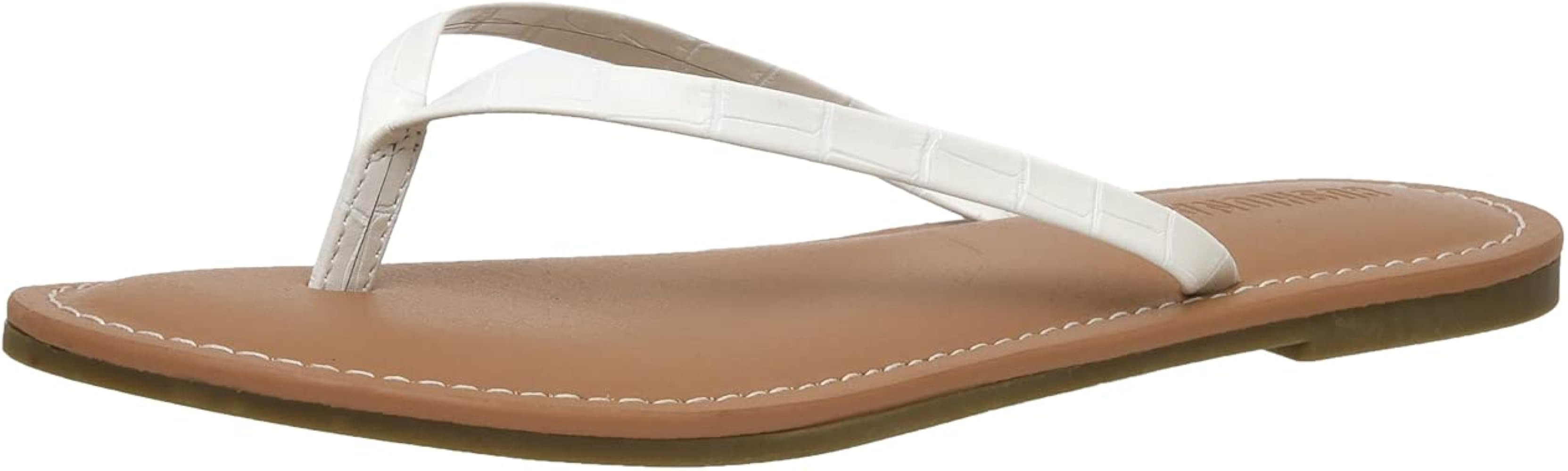 Cushionaire Women's Cora Flat Flip Flop Sandal with +Comfort | Amazon (US)