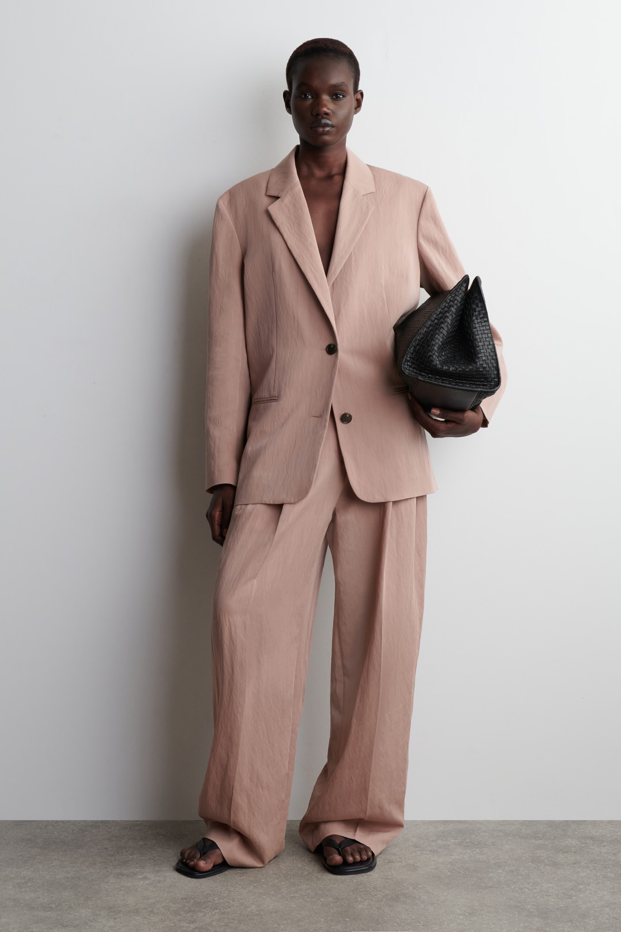RELAXED FLUID WIDE-LEG TROUSERS - LIGHT PINK | COS | COS (EU)