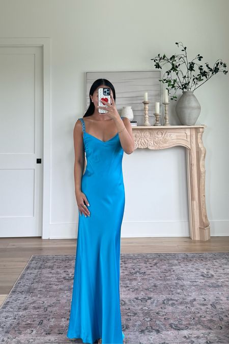 Maxi dress with detailing around the straps! Loving this blue! 

Size: 0 for reference 

#LTKWedding #LTKStyleTip

#LTKSeasonal