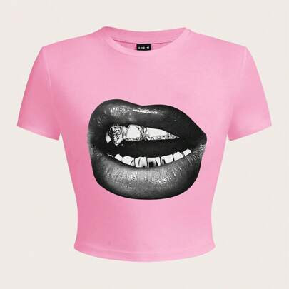 Casual Lip Print Round Neck Short Sleeve Crop Top Tee, Plus Size Women, Suitable For Summer | SHEIN