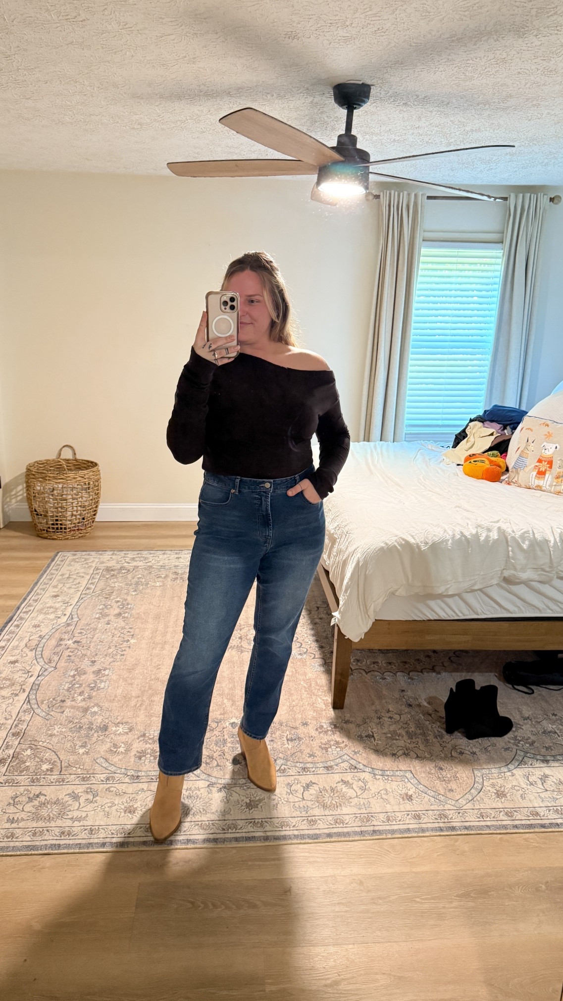 Cute & casual for holidayy

#LTKMidsize #LTKSeasonal #LTKHoliday