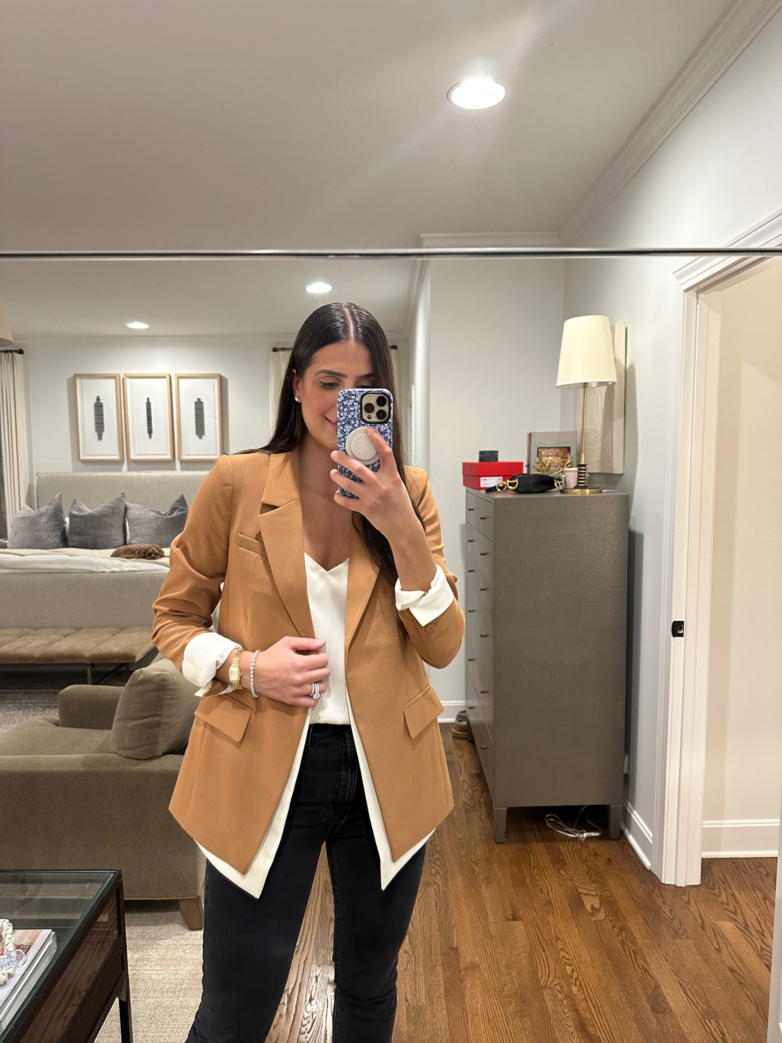 Date night outfit, tan blazer, blazer outfit

#LTKHoliday #LTKSeasonal
