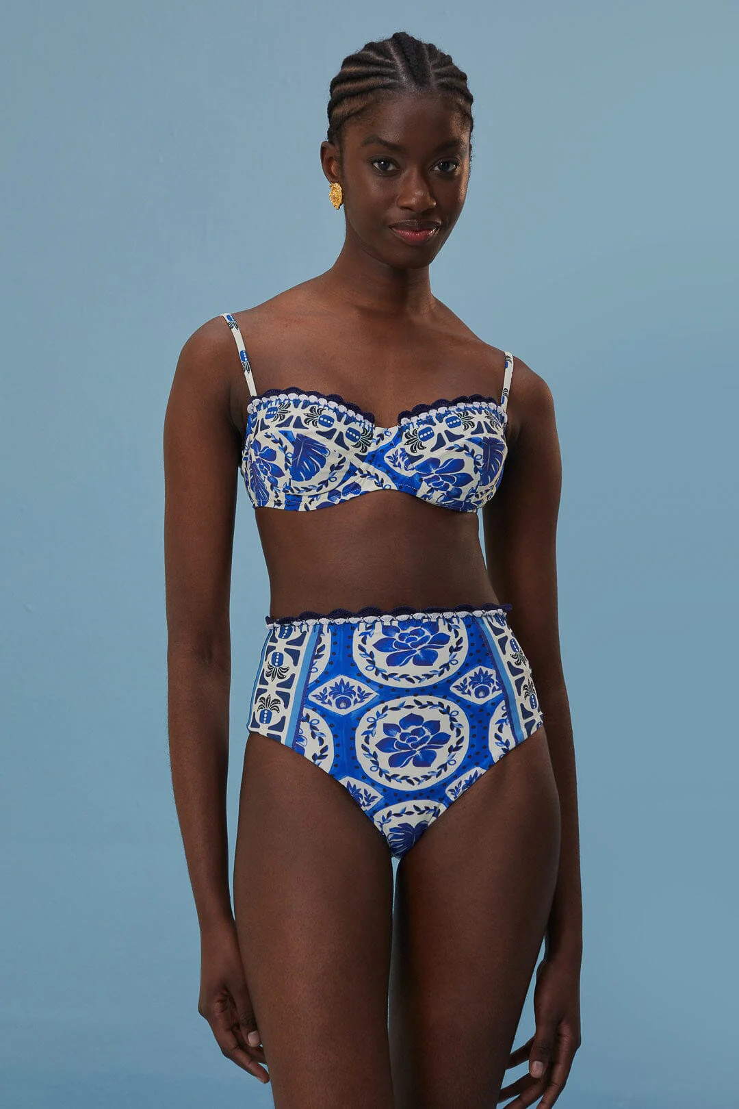 Blue Tile Dream Hot Pants | FarmRio (US)
