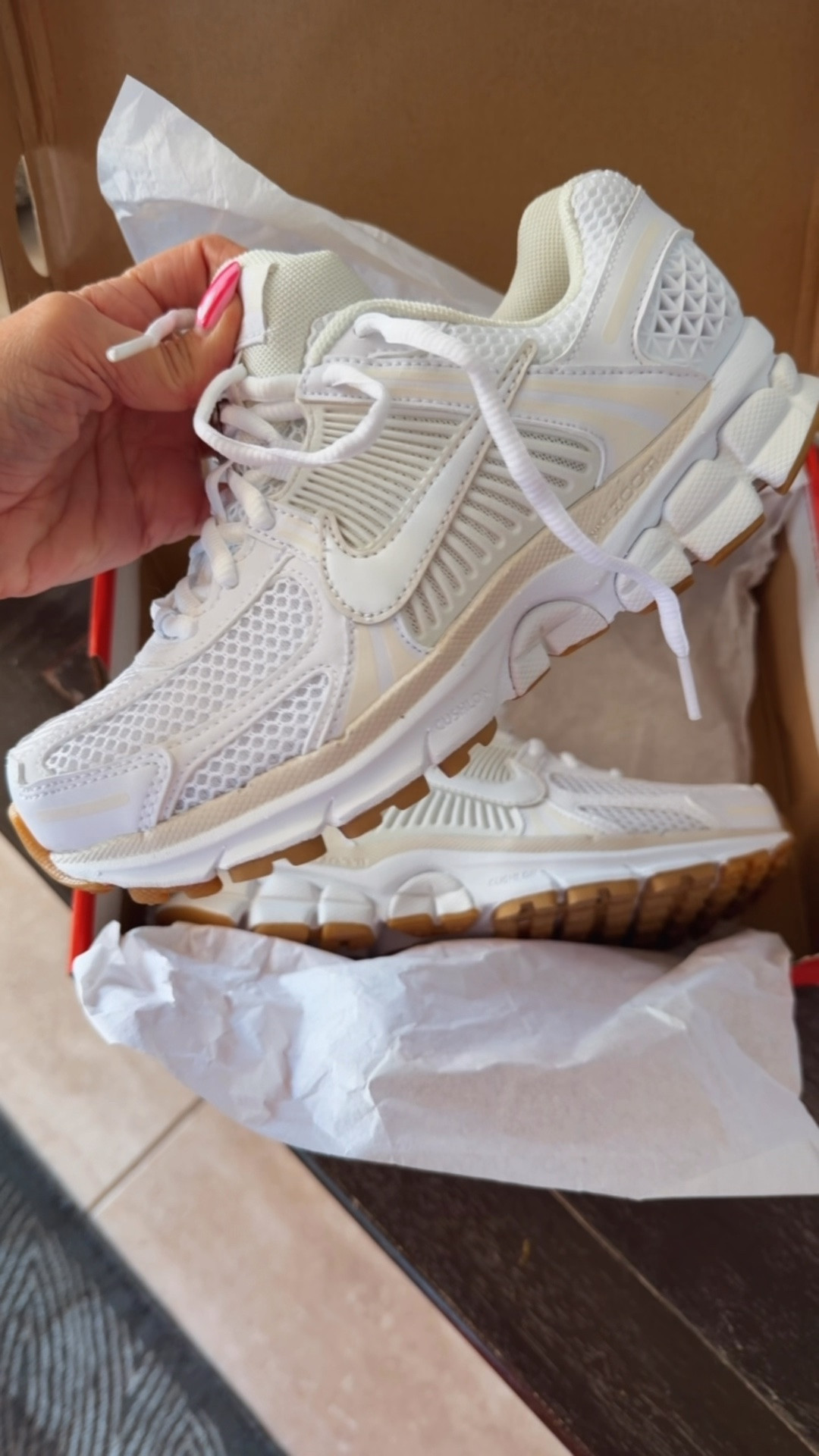 OBSESSED with these kicks. Comfort level 12/10 and color combo is 👌🏻. Fully in stock but will
Sell out so snag them now’

#LTKmomlife #LTKfitnessgoals #LTKootd