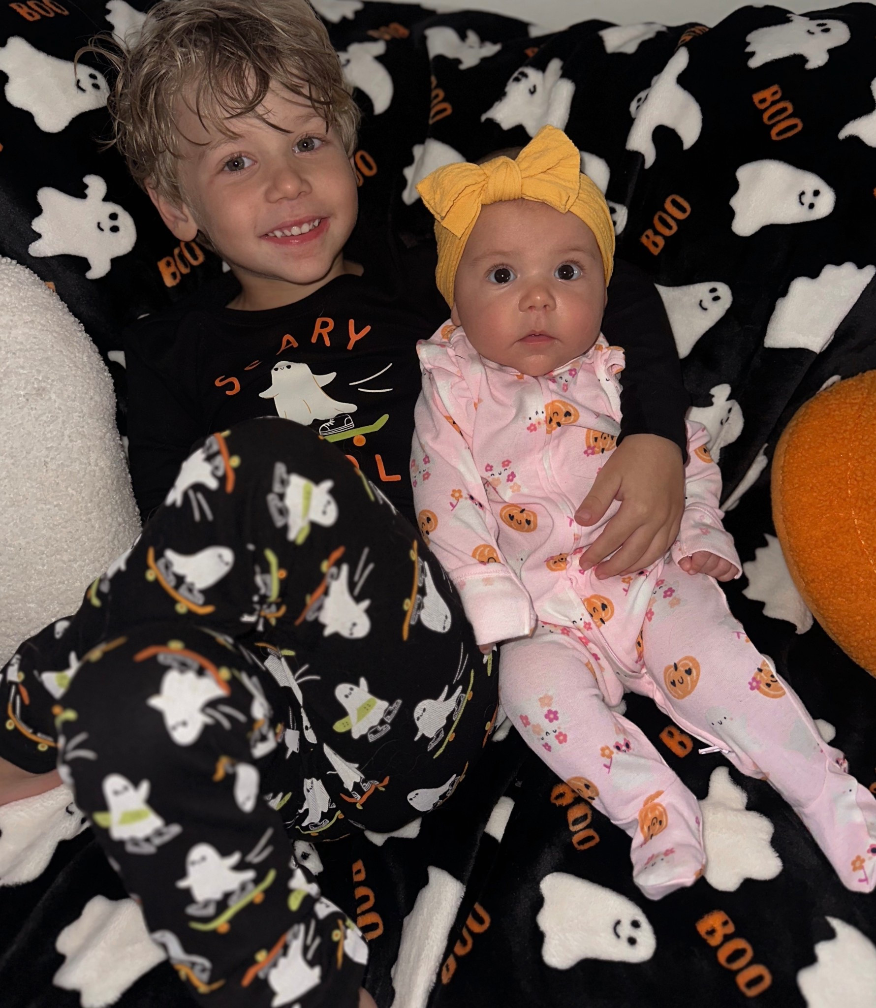 Sibling Halloween pajamas 👻🩷🩵

#LTKBaby #LTKFamily #LTKHalloween