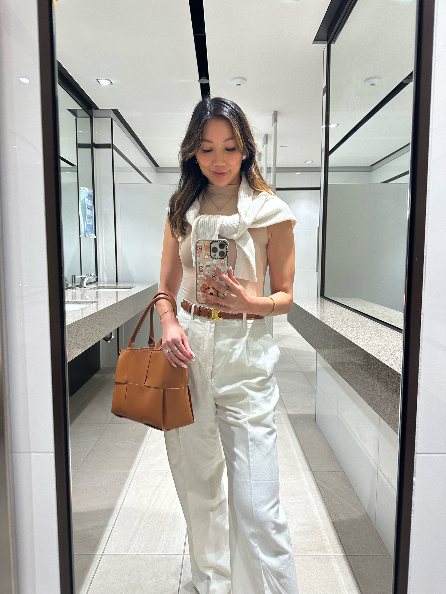 Workwear OOTF with linen pants for a chic neutral look. PS these pants are on sale RN for 50% off! 

#LTKsalealert #LTKFind #LTKworkwear