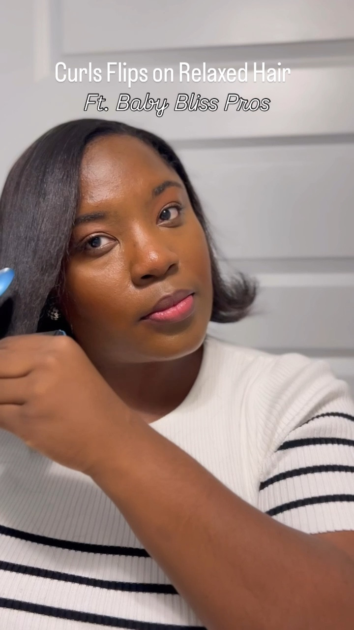 Curl flips this holiday season! 💁🏾‍♀️