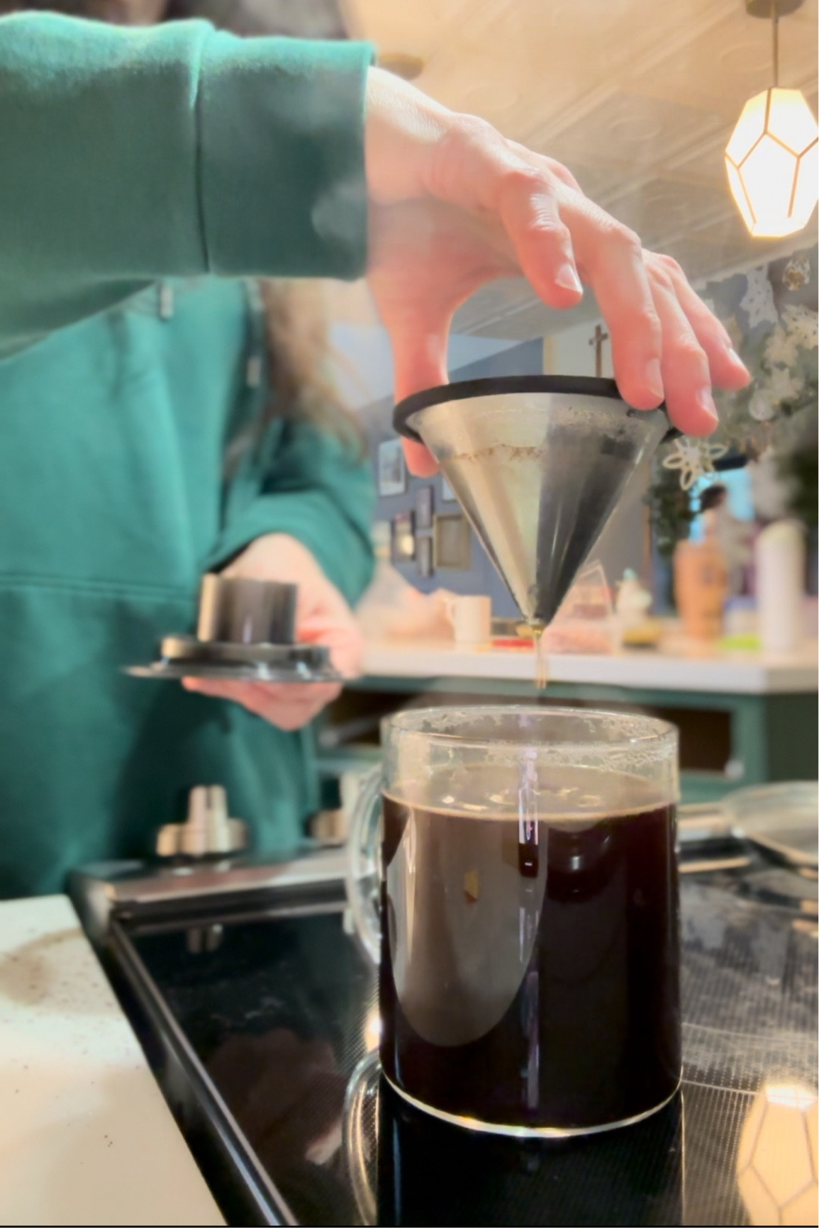 Single cup pour over coffeee