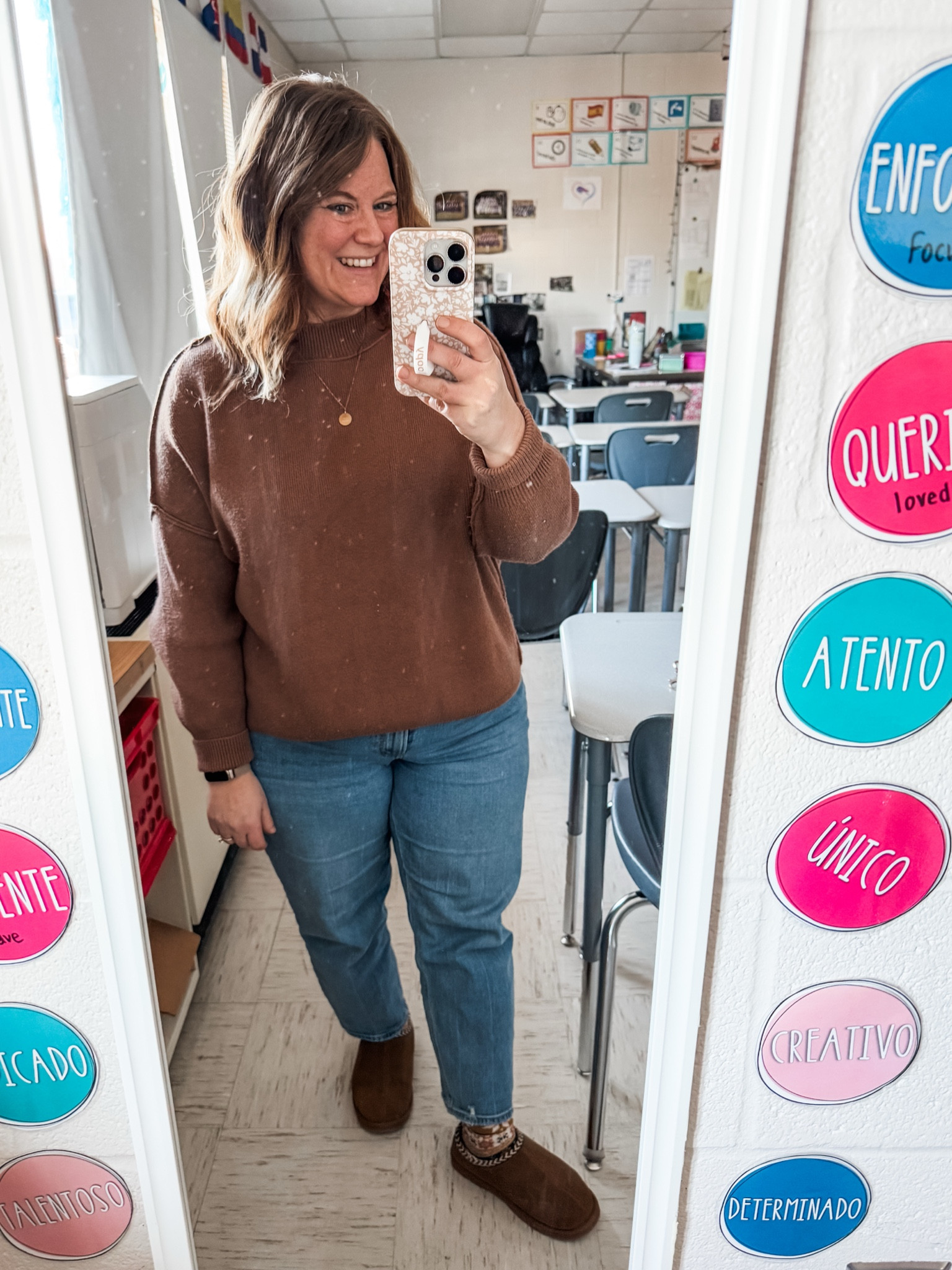 Friday outfit
Basic jeans & sweater outfit 
Bearpaw slippers 

#LTKFindsUnder50 #LTKMidsize #LTKStyleTip