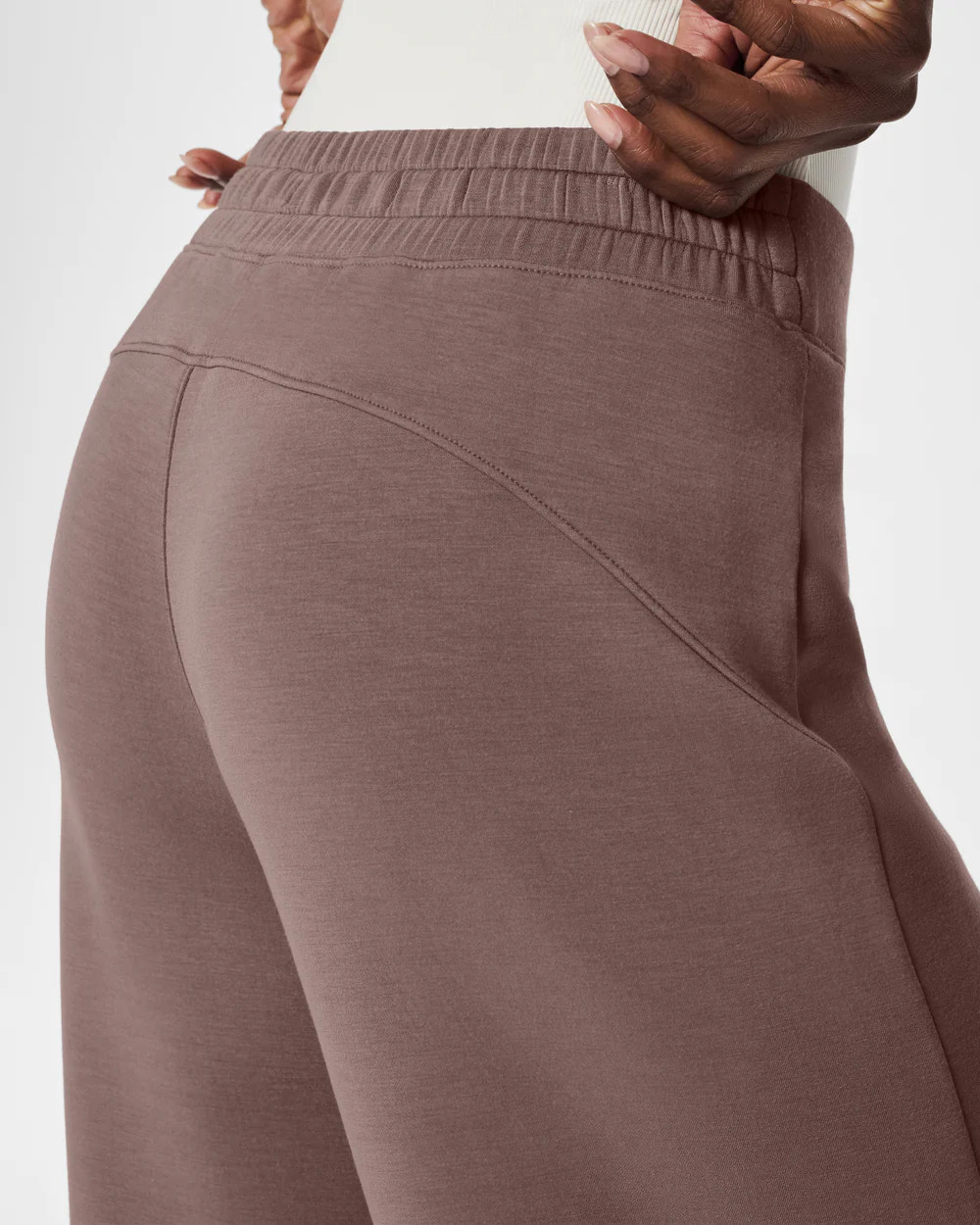 SPANX® AirEssentials Wide Leg Pant | Spanx Canada