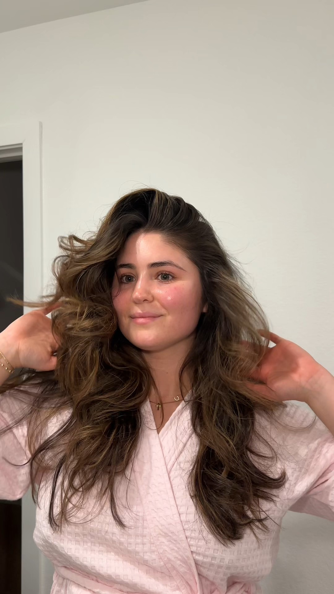 BOTW (blowouts of the week)! Linking all products I use for volumes, body, and to make this style last 🤎

Blowout, blowout routine, hair volume, products for hair volume, hair routine, hair wash day, blowdry routine, voluminous curls, bouncy blowout, favorite hair products, color wow, kerastase, redken, Gisou, living proof, volume hair foam, volume hair spray, full hair products, heat protectant, dry shampoo, texture spray, hair perfume  