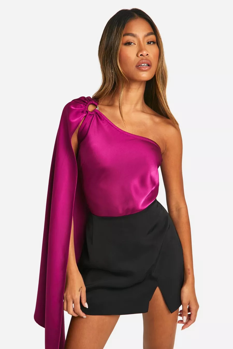 Satin Gold Trim One Shoulder Bodysuit | Boohoo.com (NL)