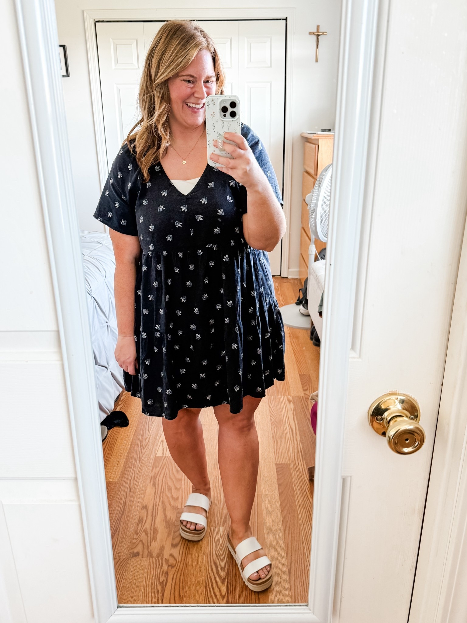 Teacher outfit! My dress is older from
old Navy but I linked this year’s version too (the green one!)

#LTKWorkwear #LTKMidsize #LTKSeasonal