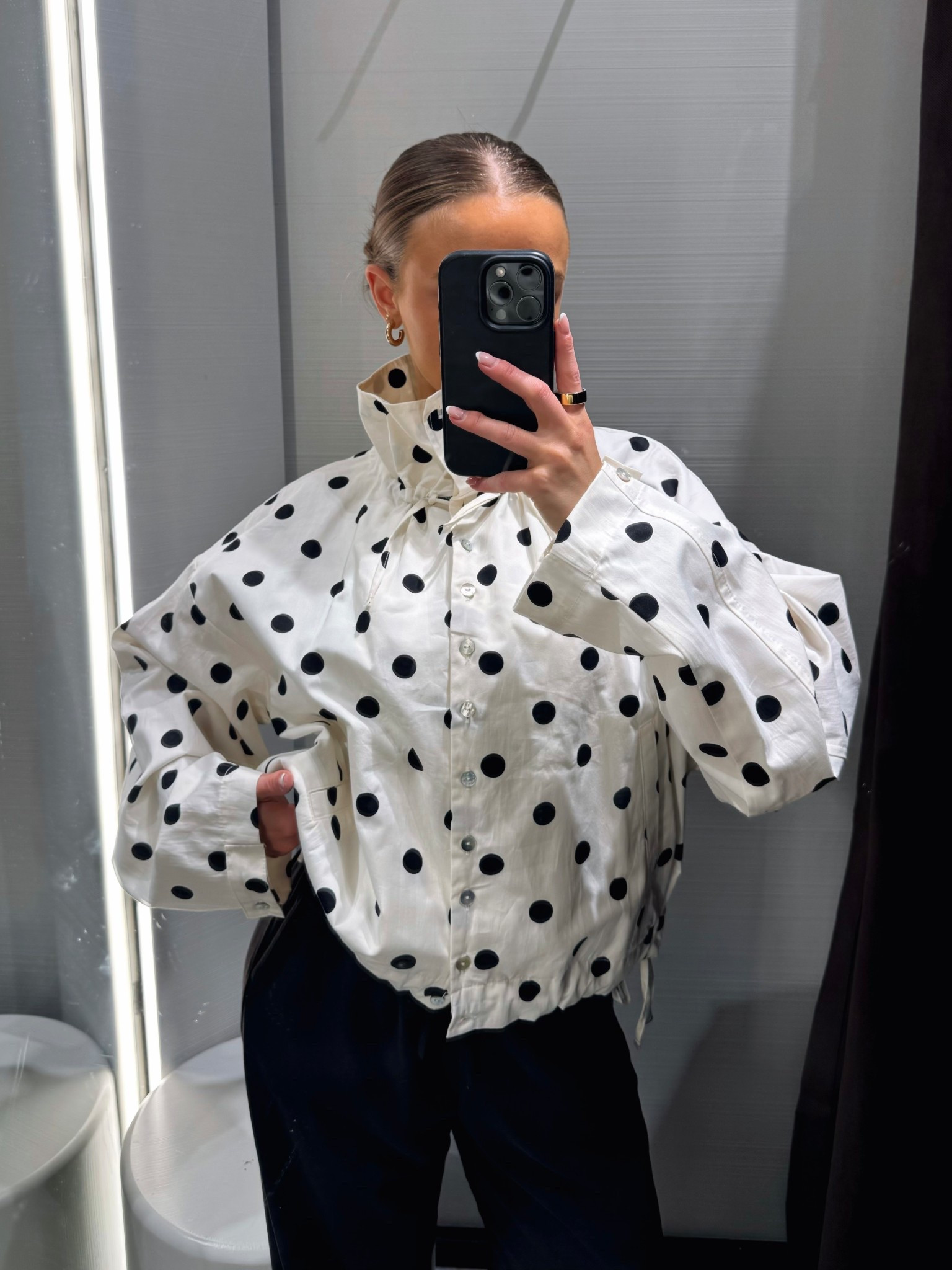 new in Zara bomber jacket!! Linked some similar too🌸

Polka dot white black mono cropped spring summer casual 

#LTKuk #LTKstyletip #LTKspring