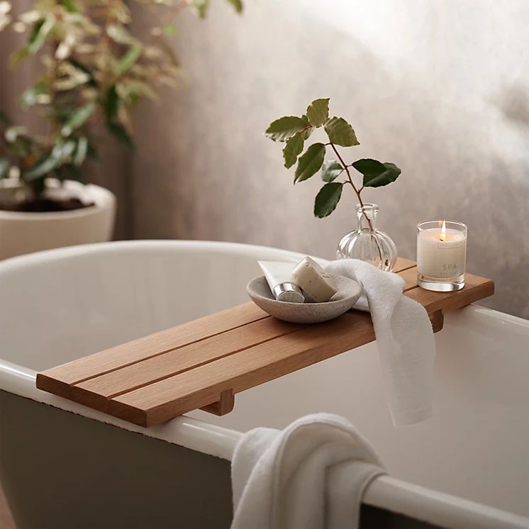 Oak Wood Bath Tidy | The White Company (UK)