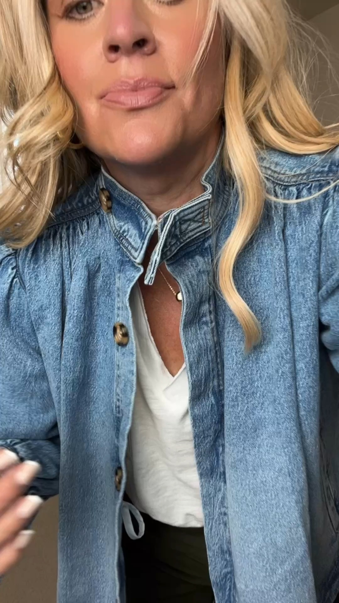 ✨Tap the bell, save and ❤️ start here over 40 fashion, midlife style, midsize fashion and luxury looks for less.  

⬇️Sizing information: jacket mediums (size down if in between sizes.) t shower large (size up if in between sizes.) pants large (size up if in between sizes.) 

I’m not buying “just for summer” anymore.

I’m looking for pieces I can wear right now and keep styling straight through October.

Think lightweight layers, easy dresses, polished tops, great denim, and shoes that work with bare legs now and jackets later.

That’s the sweet spot:

Buy now.
Wear now.
Layer later.
Keep reaching for it all fall. 🍂

These are the pieces worth adding to your closet because they won’t be done in three weeks.

Comment SHOP and I’ll send you my favorite wear-now, wear-later finds. 💌

#LTKMidsize #LTKOver40 #LTKSaleAlert

Comment SHOP below to receive a DM with the link to this post on my LTK ⬇ https://liketk.it/6jl19

Comment SHOP below to receive a DM with the link to this post on my LTK ⬇ https://liketk.it/6jl2T

#LTKOver40 #LTKMidsize #LTKPlusSize