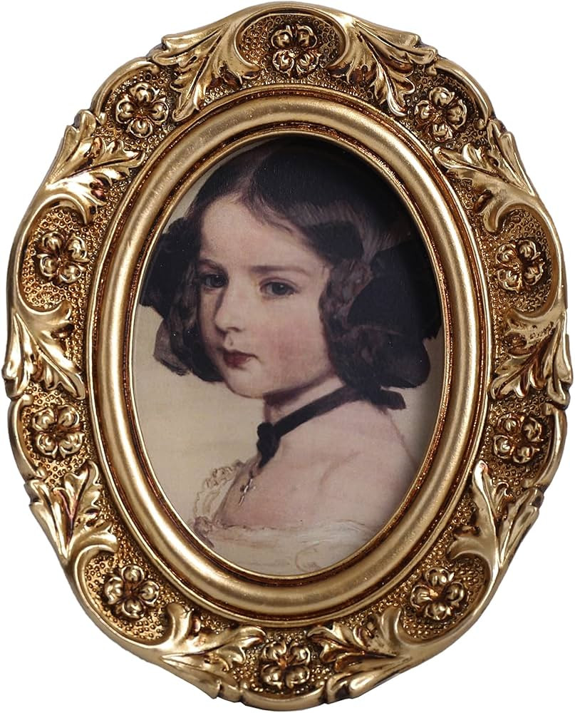 Oval Picture Frames Vintage Gold Frame Mini Picture Frames 2.5x3.5 Small Vingate Picture Frames G... | Amazon (US)