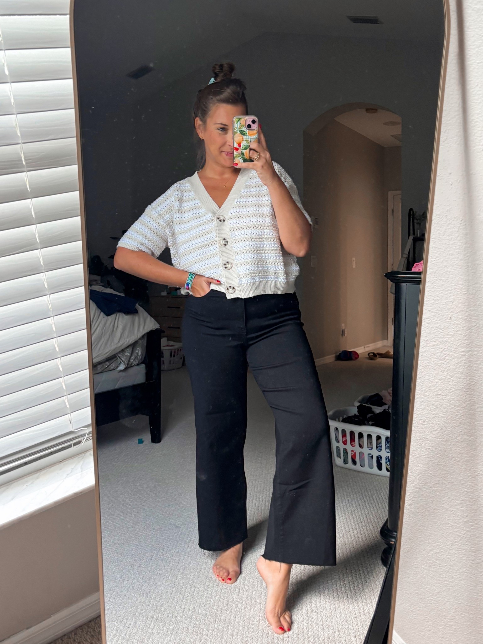 Love these true black denim jeans- with good stretch & frayed hem 🖤🤩

I sized up to a 30 

#LTKSaleAlert #LTKFindsUnder100 #LTKStyleTip