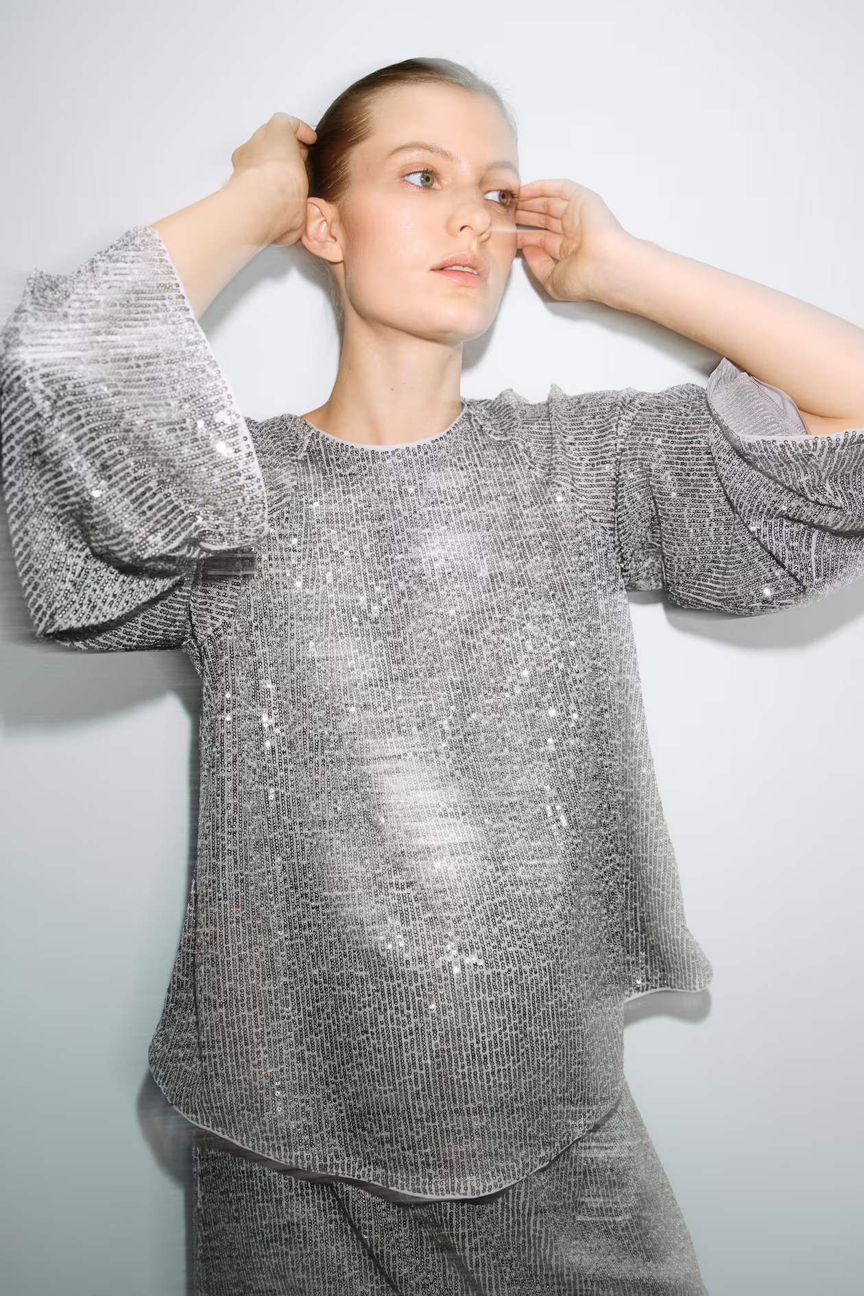 MAMA Sequined blouse - Silver-coloured - Ladies | H&M GB | H&M (UK, MY, IN, SG, PH, TW, HK)