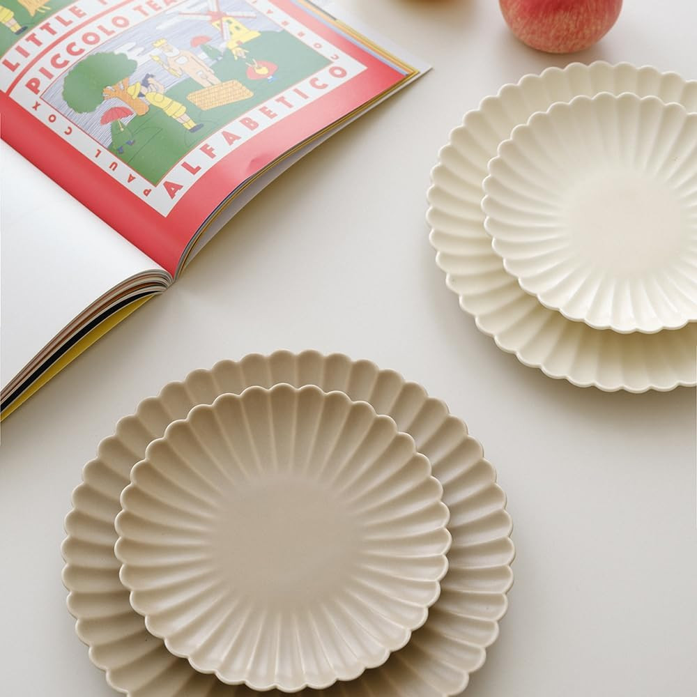 WENSHUO Daisy Dinner Plates Set of 6, 9-inch Round, Coconut Café | Amazon (US)