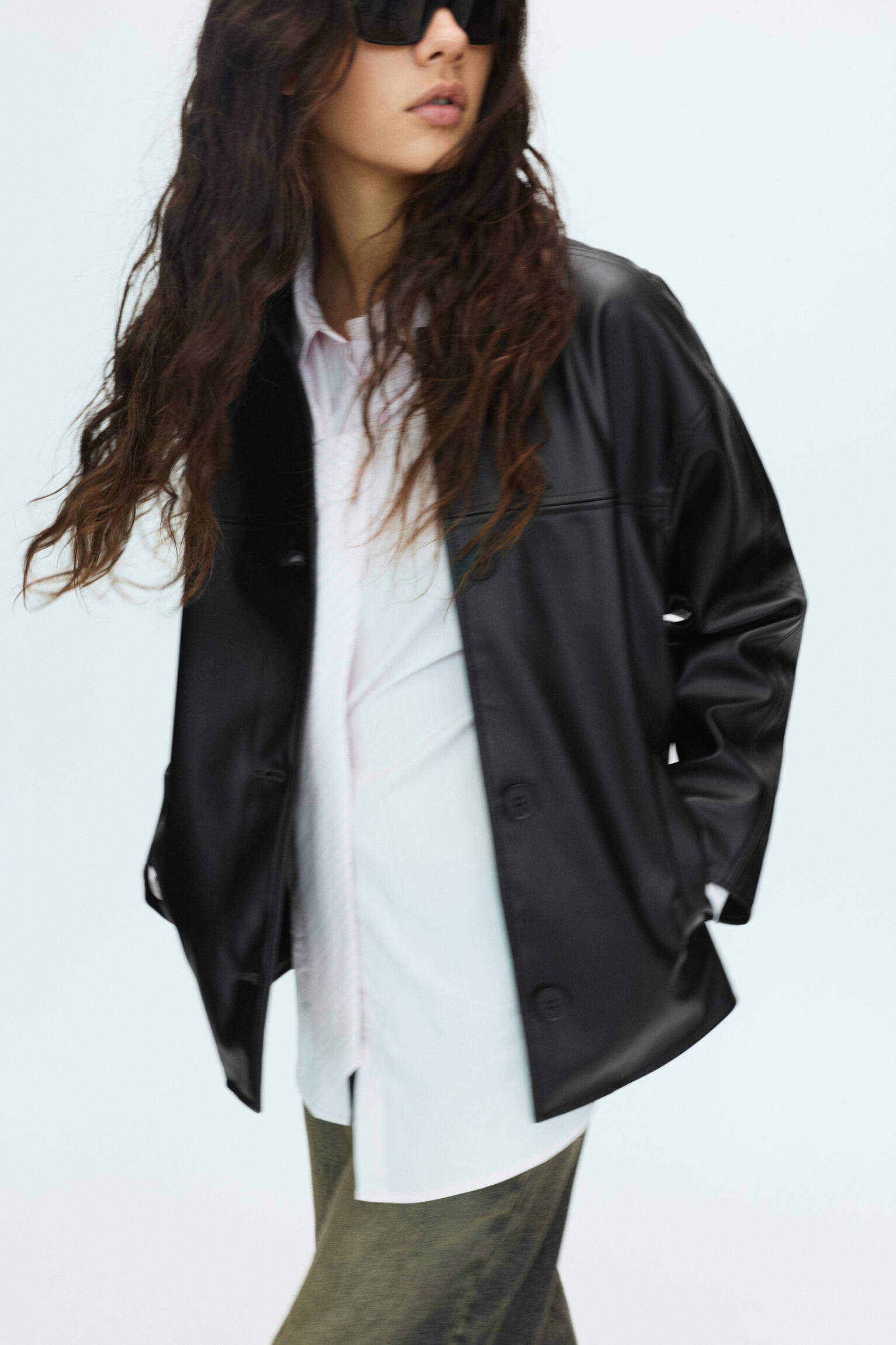 Jacke aus Kunstleder - PULL&BEAR | PULL and BEAR DE