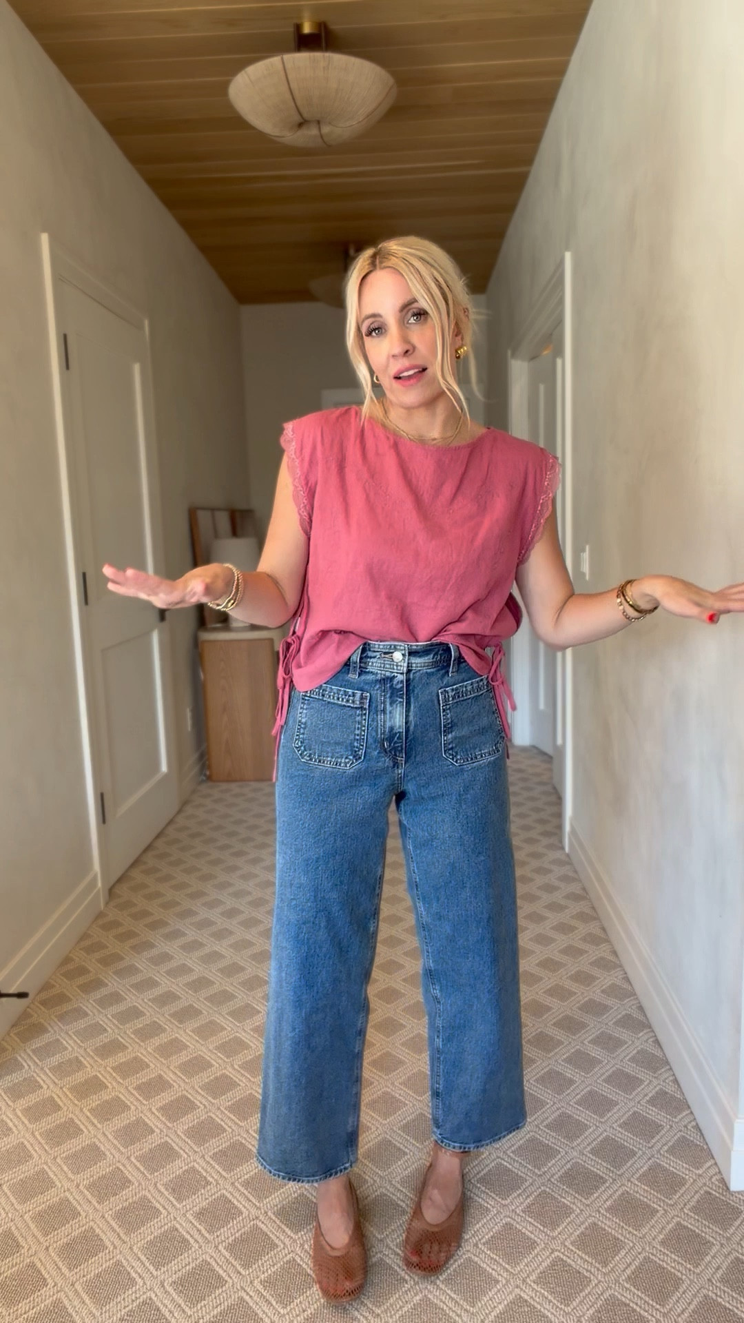 And here is the pink! This top is the perfect one going into spring and summer and will look great with short shorts too! I am wearing a size medium in the top

#LTKootd #LTKdayinmylife #LTKgrwm