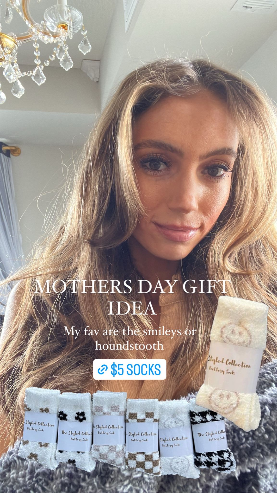 Sale alert! Styled Collection Flash Sale Start NOW! 
$5 Buttery Socks 
$35 Buttery Blankets & FREE US Shipping!!
Perfect for Mother's Day!
No Code Needed: 

#LTKSale #LTKfamily #LTKbump