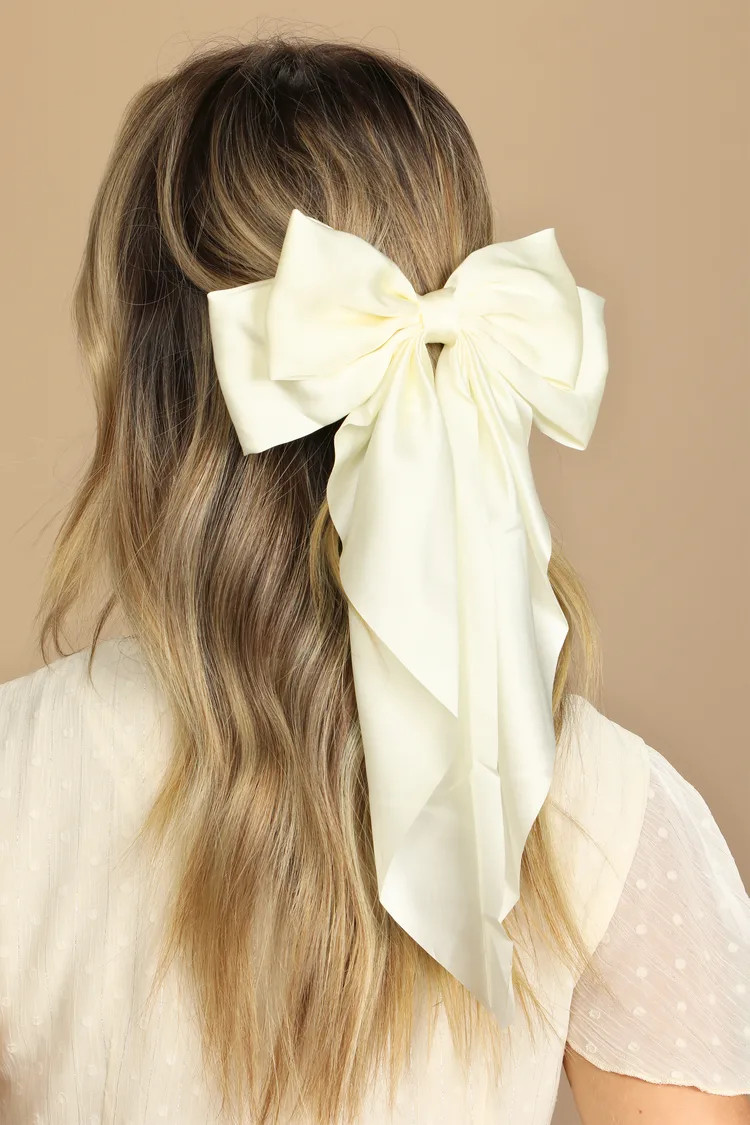 Elegant Finish Ivory Oversized Bow Hair Clip | Lulus (US)