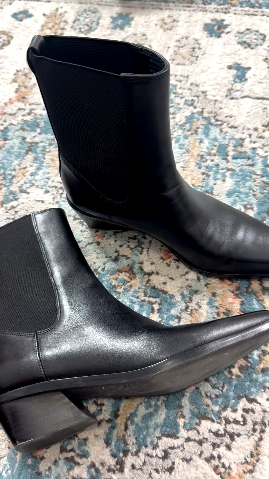 Nordstrom dressy Chelsea boots
Workwear style 

#LTKOver40 #LTKFindsUnder100 #LTKWorkwear
