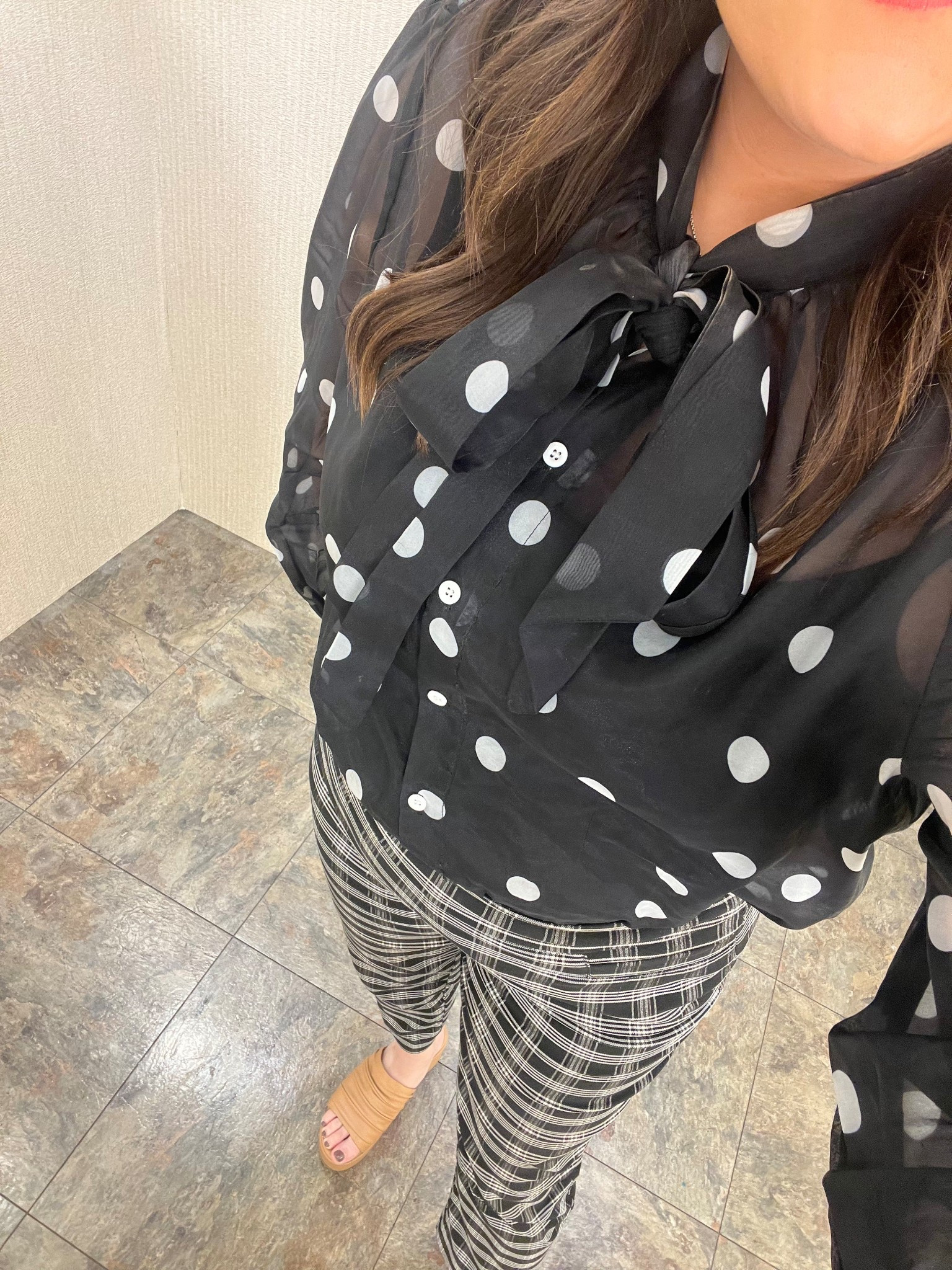 Work for!!

Polka dots, blouse, work fit, work outfit, work blouse, work pants, workwear

#LTKWorkwear #LTKStyleTip