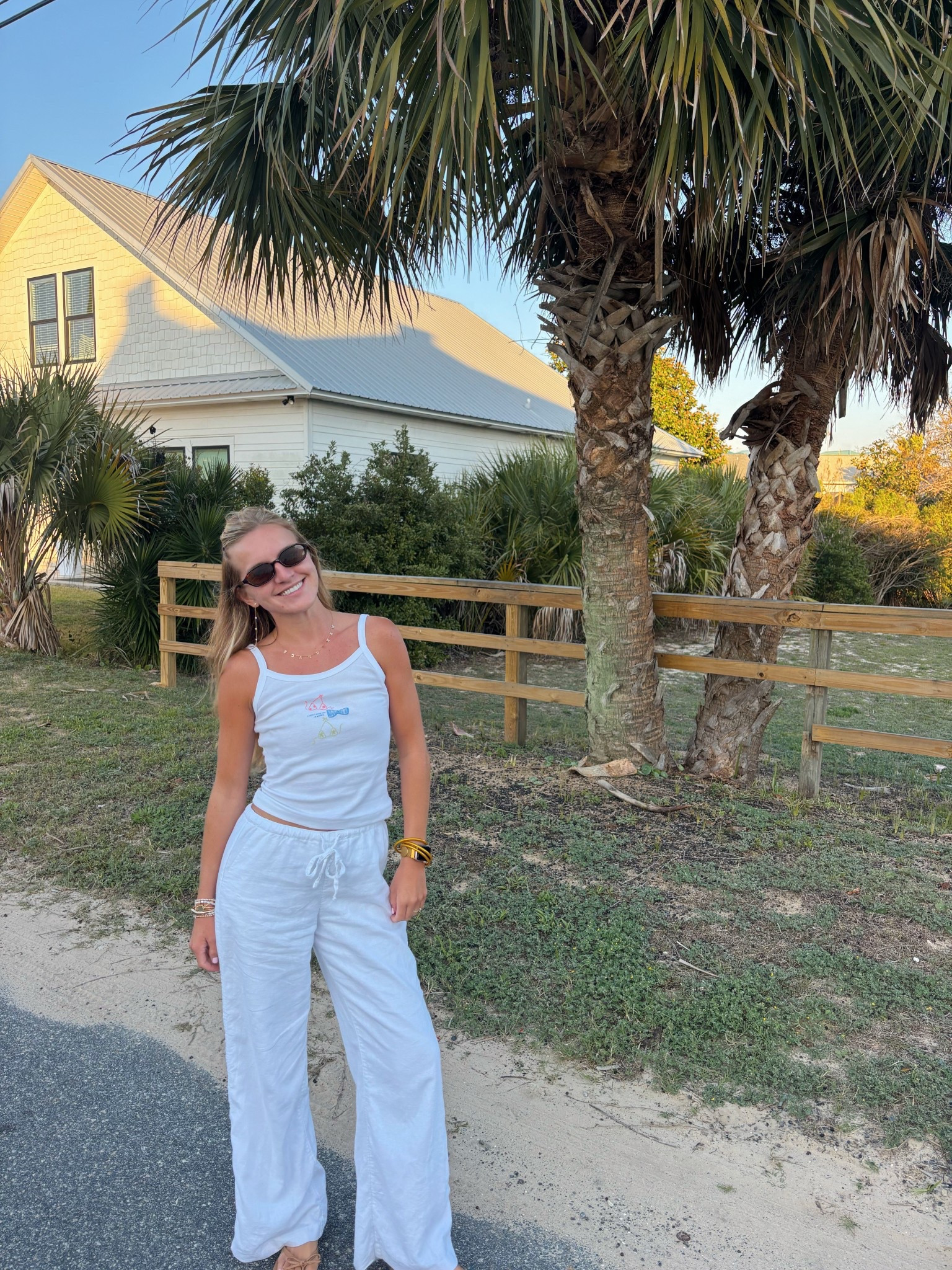 comfy beach ootd 💖 top is olive lynn!

#LTKSaleAlert #LTKOver40 #LTKootd