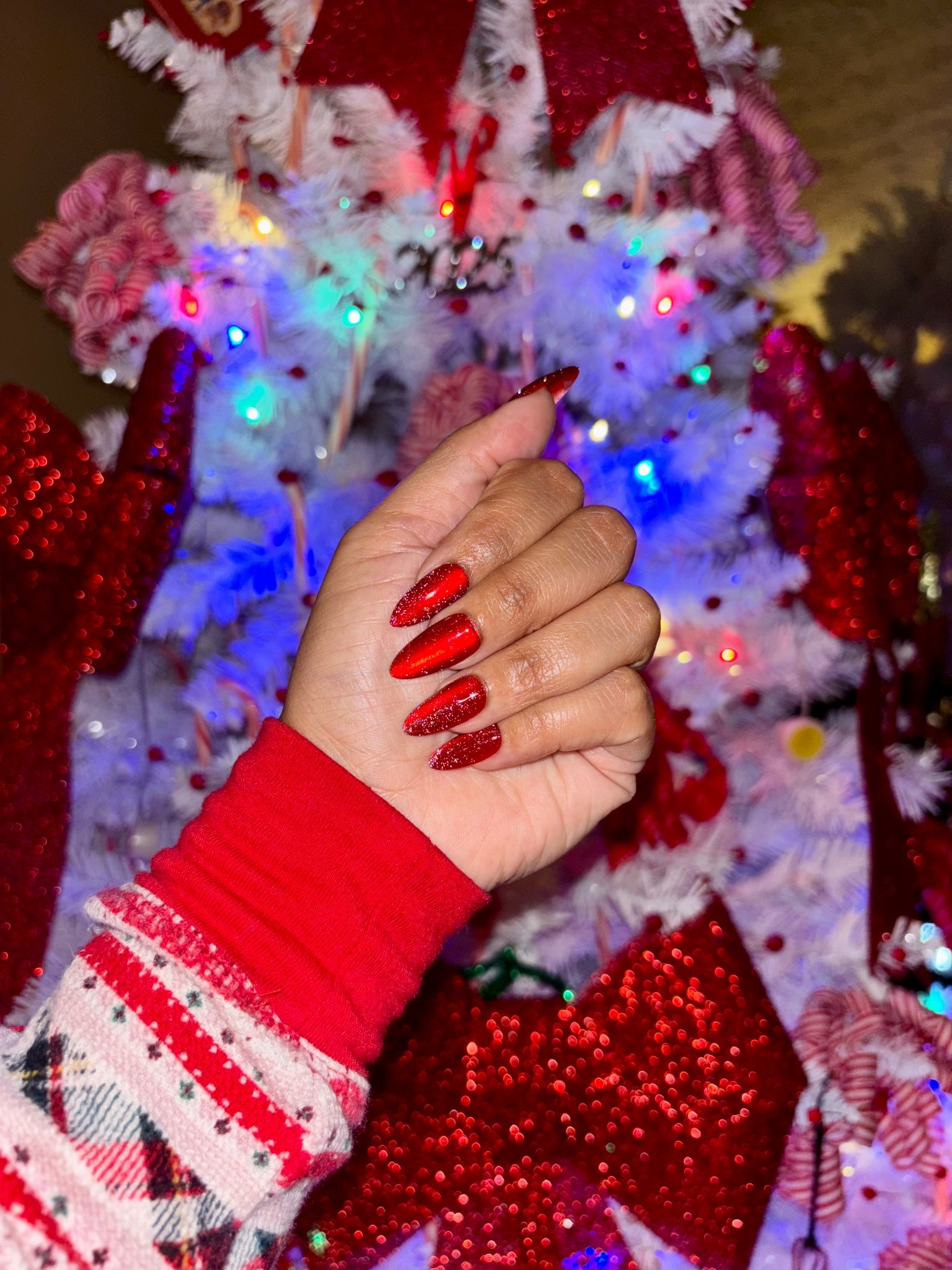 Holiday Press On Nails 🎄❤️

#LTKHoliday #LTKBeauty