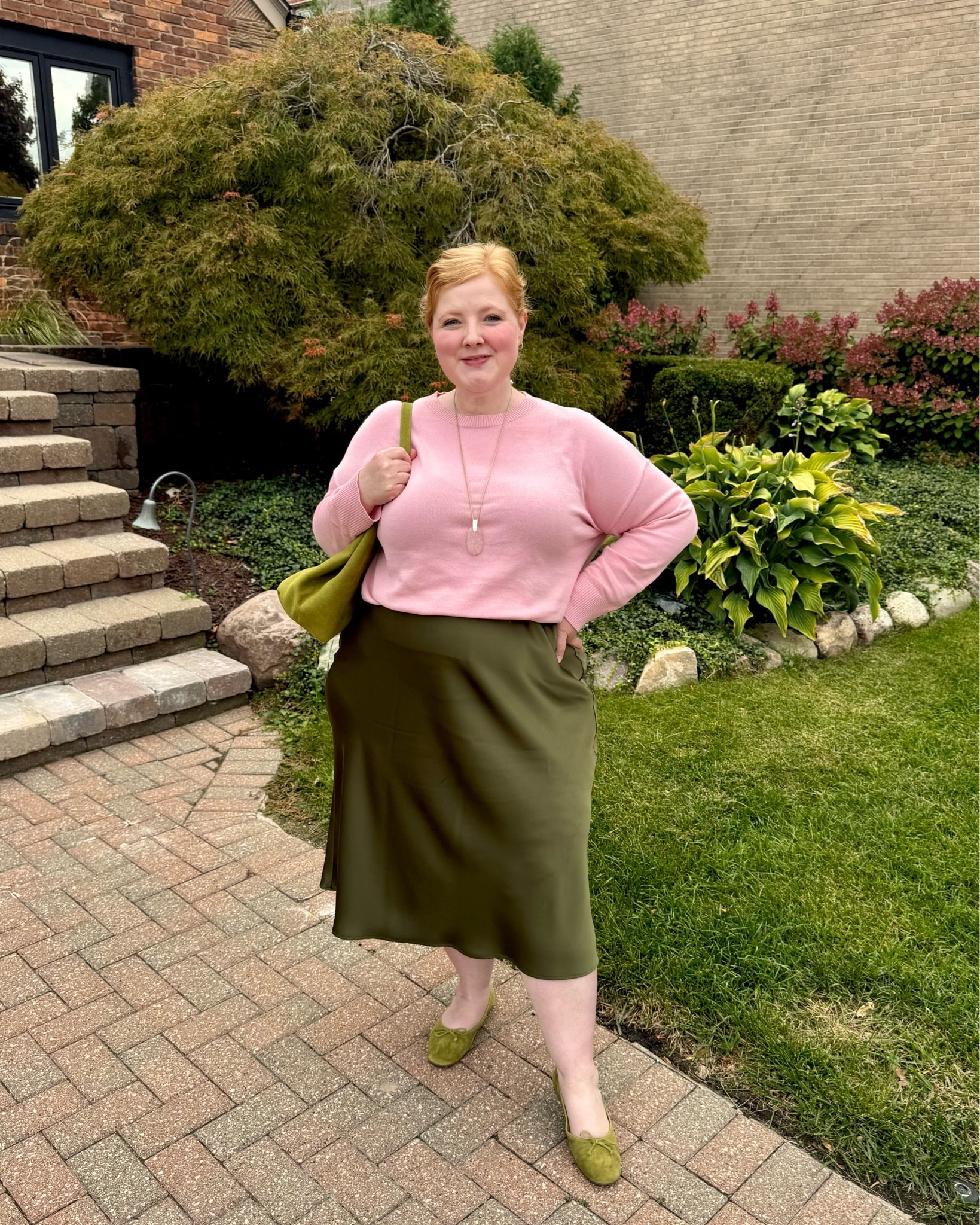 Pink and Green Fall Outfit

Sweater and skirt both size 16/18 from Ulla Popken (35% OFF with code WWWULLA)
Necklace from Kendra Scott
Green faux suede bag from Target
Green faux suede flats from Sam Edelman

#LTKOver40 #LTKootd #LTKBump