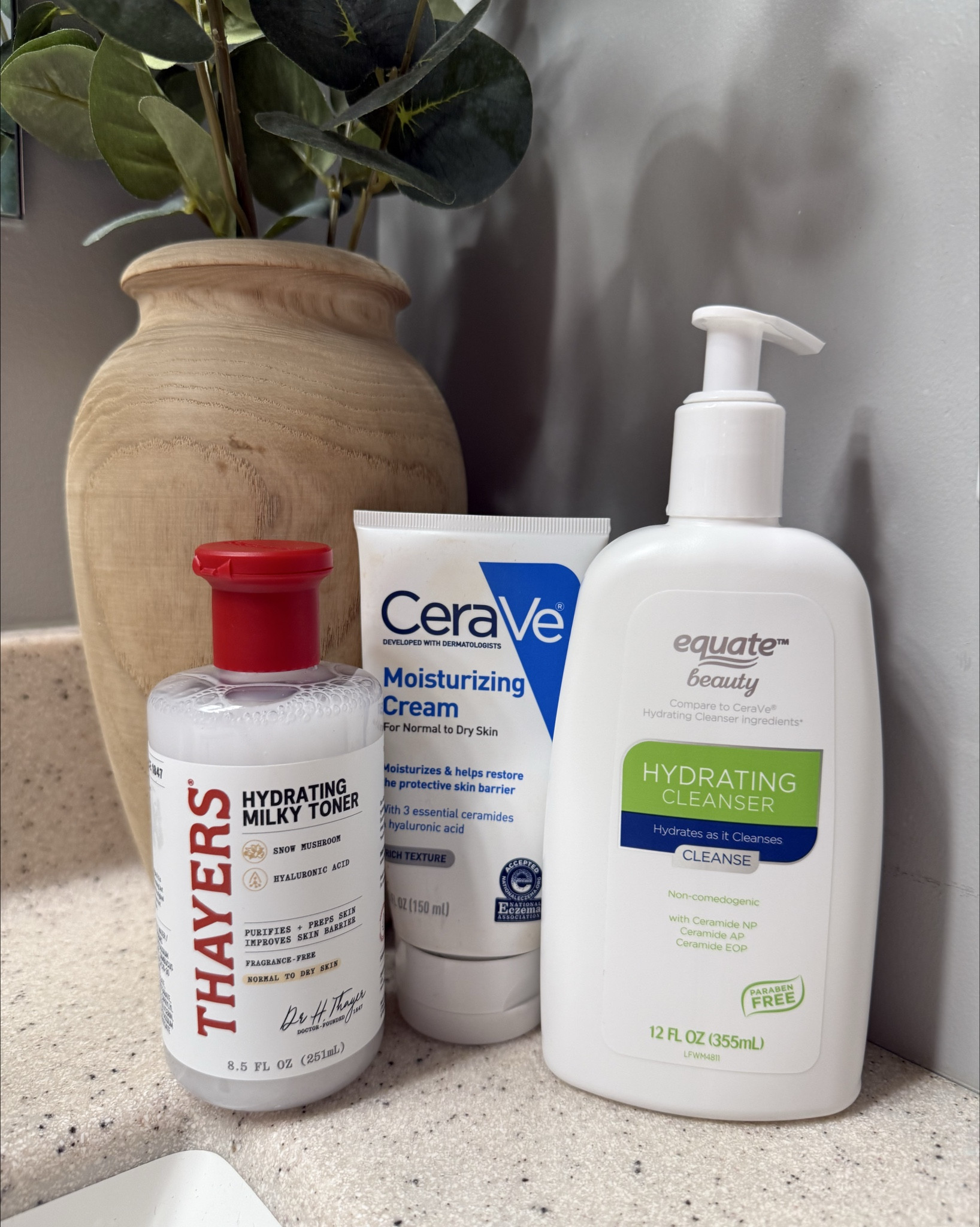 simple skin care that keeps my skin glowing ☀️

Simple skin care, drugstore, skin care, skin care routine for busy, Mom easy skin care, CV moisturizer, Thayers toner, equate, facial cleanser, drugstore face care

#LTKBeauty