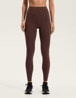 OYSHO Comfortlux high-rise ankle-length leggings in dark brown | ASOS (Global)