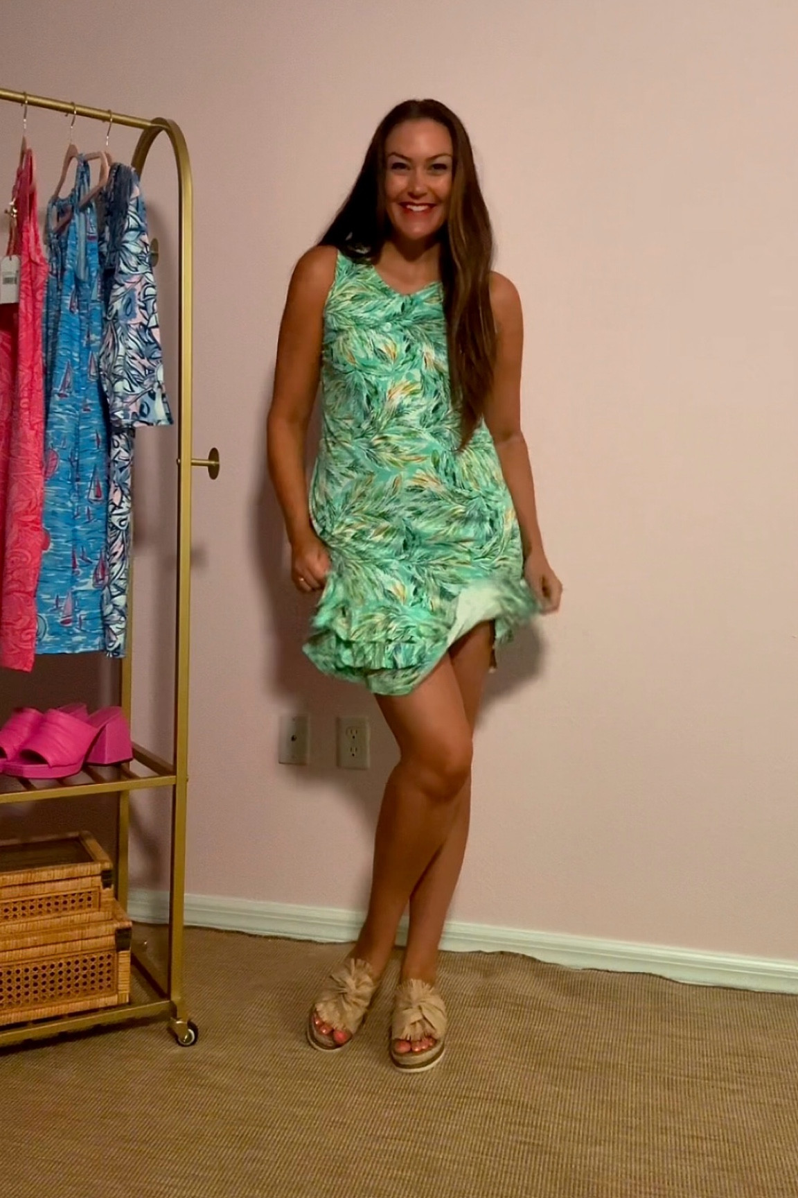 In love with this ruffle hem swing dress! Easy throw on that’s stretchy but so flattering and under $40 💚

I’m 5’6” and wearing size Small (TTS)

#LTKStyleTip #LTKFindsUnder50 #LTKSeasonal