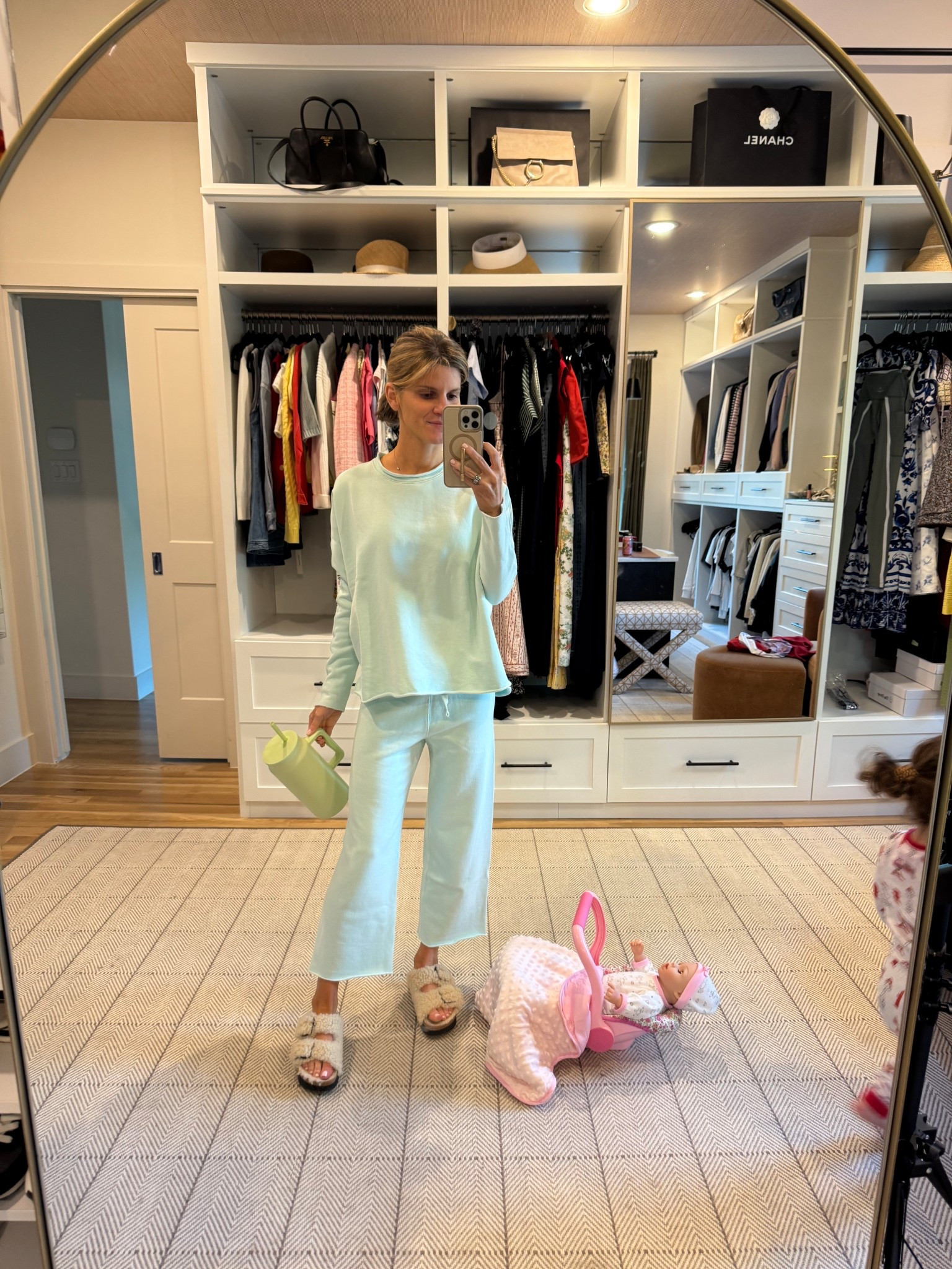 Frank & Eileen Set (wearing xs)