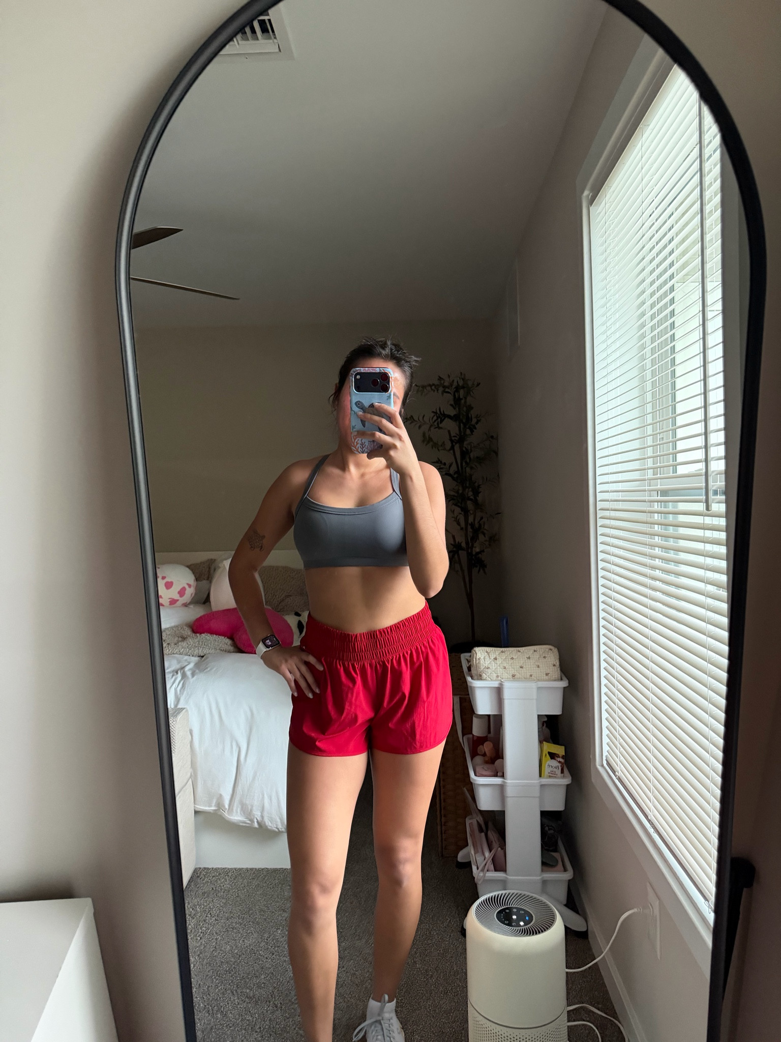 the perfect red shorts!🍒🏃🏽‍♀️🌤️

#LTKActive #LTKootd #LTKfitnessgoals