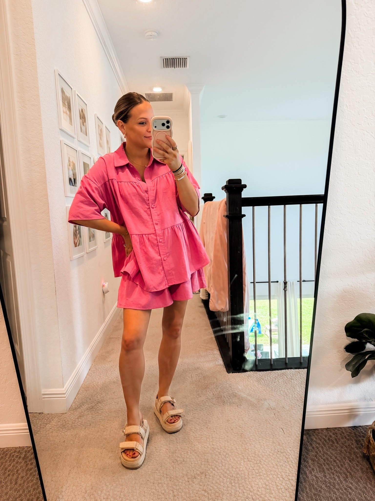Love this fit! 
Wearing size medium 
Buttons work to nurse in

#LTKootd #LTKBump #LTKmomlife