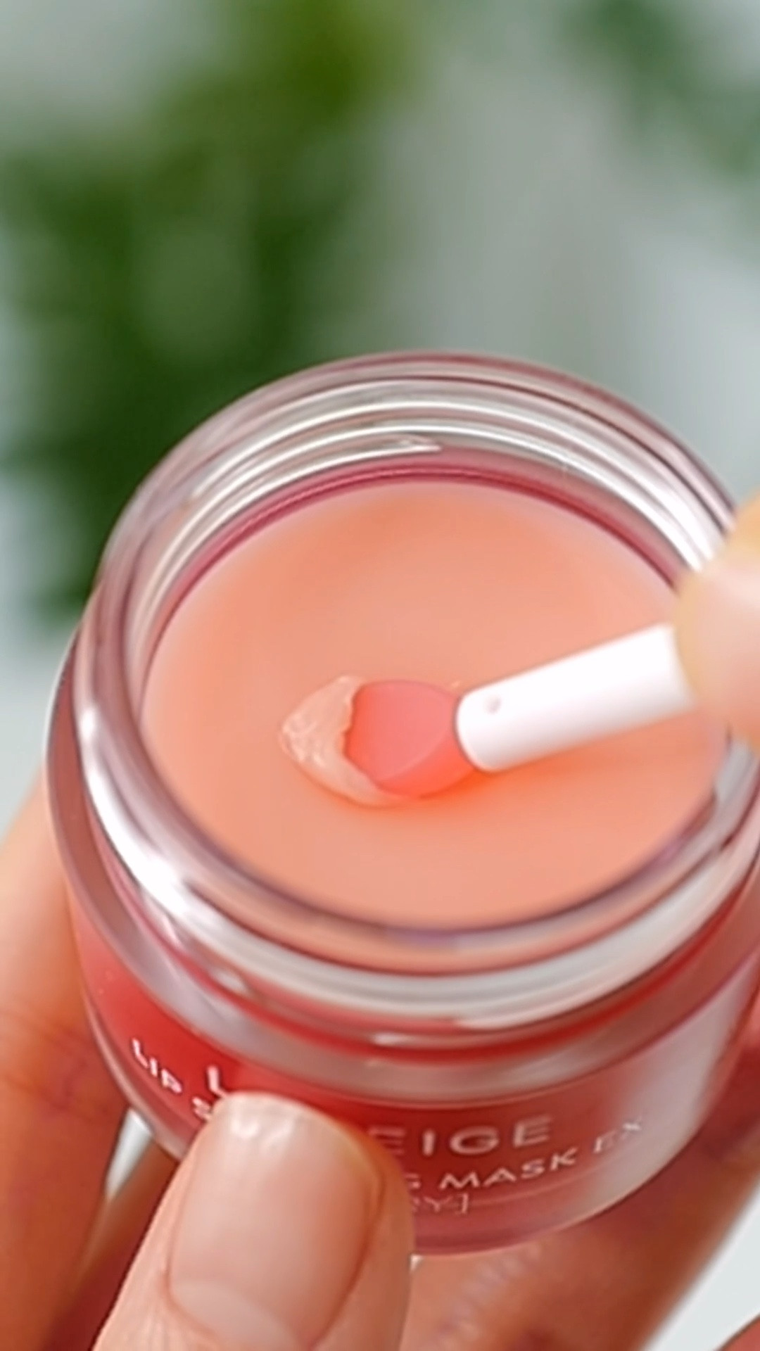 Perfect night lip care 💋
Lip sleeping mask :)

#LTKasia #LTKkorea #LTKbeauty