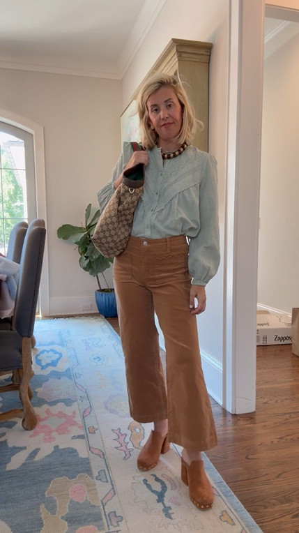 Y’all are loving this blouse as much as I do!
Top - small￼
Pants - 4
Clogs - 8 tts

#LTKgrwm #LTKdayinmylife #LTKmomlife