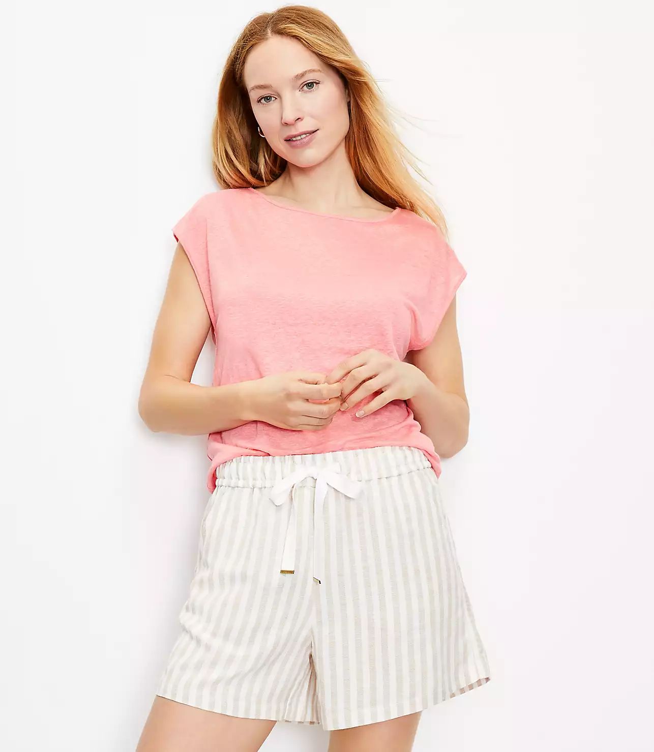 Drawstring Pull On Shorts in Striped Linen Blend | LOFT