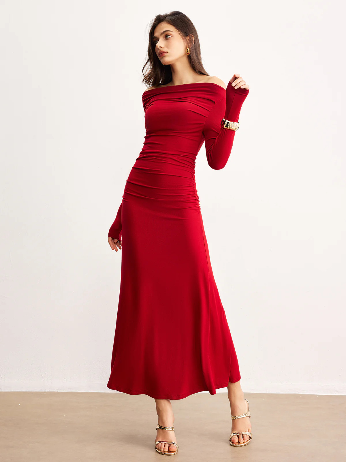 Off-Shoulder Ruffle Knit Dress | Commense